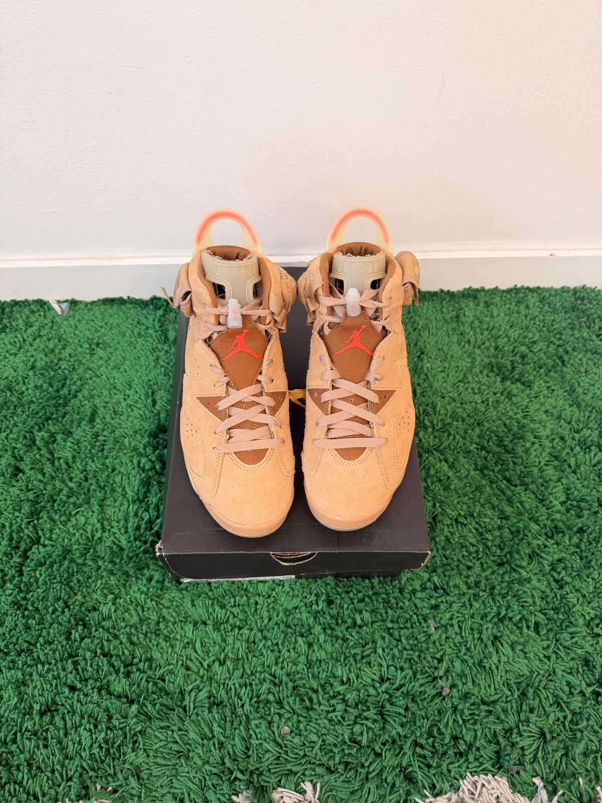 Used Jordan 6 Retro Travis Scott British Khaki (Men’s)