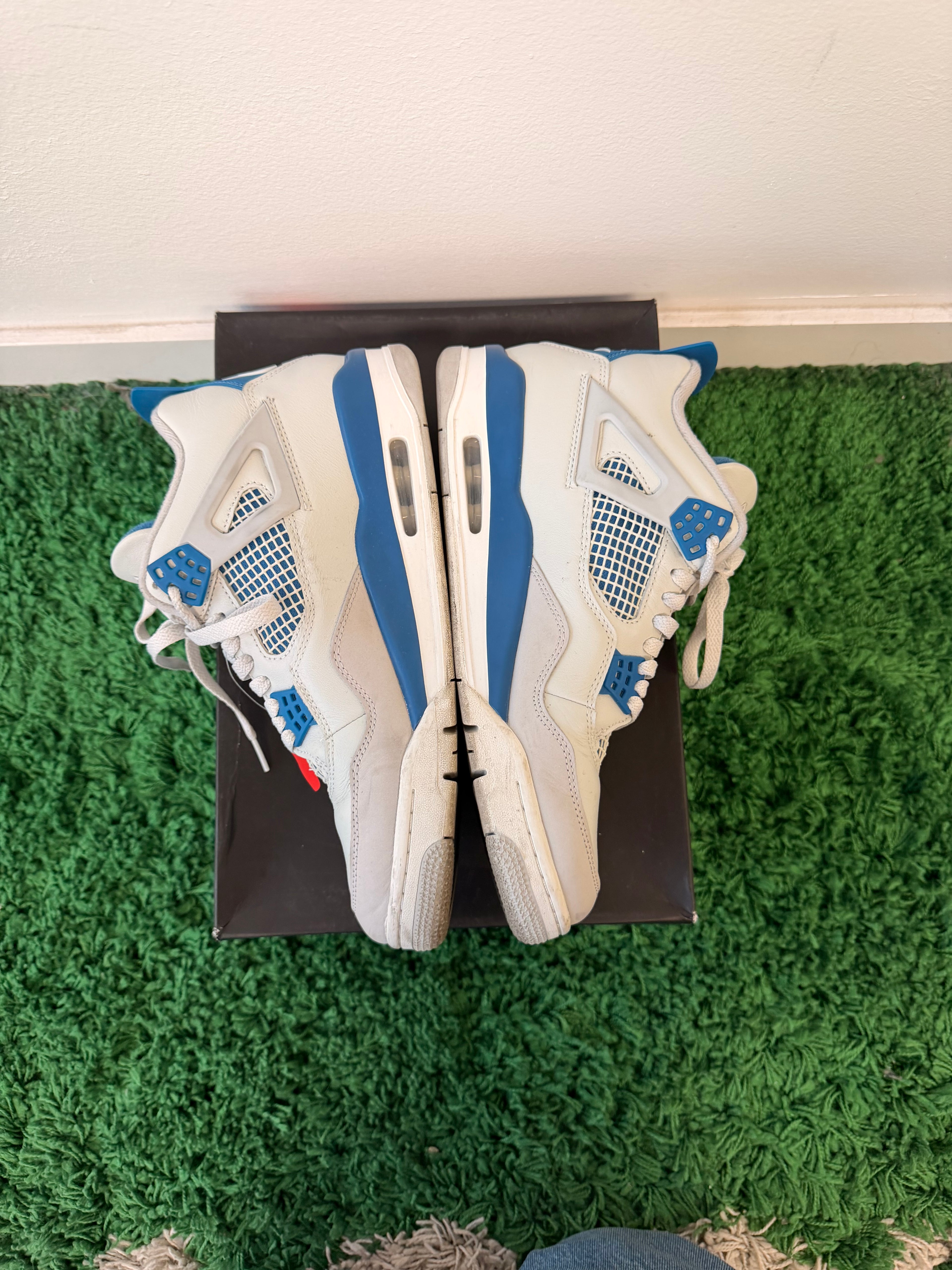 Used Jordan 4 Retro Military Blue 2024 (Men’s)