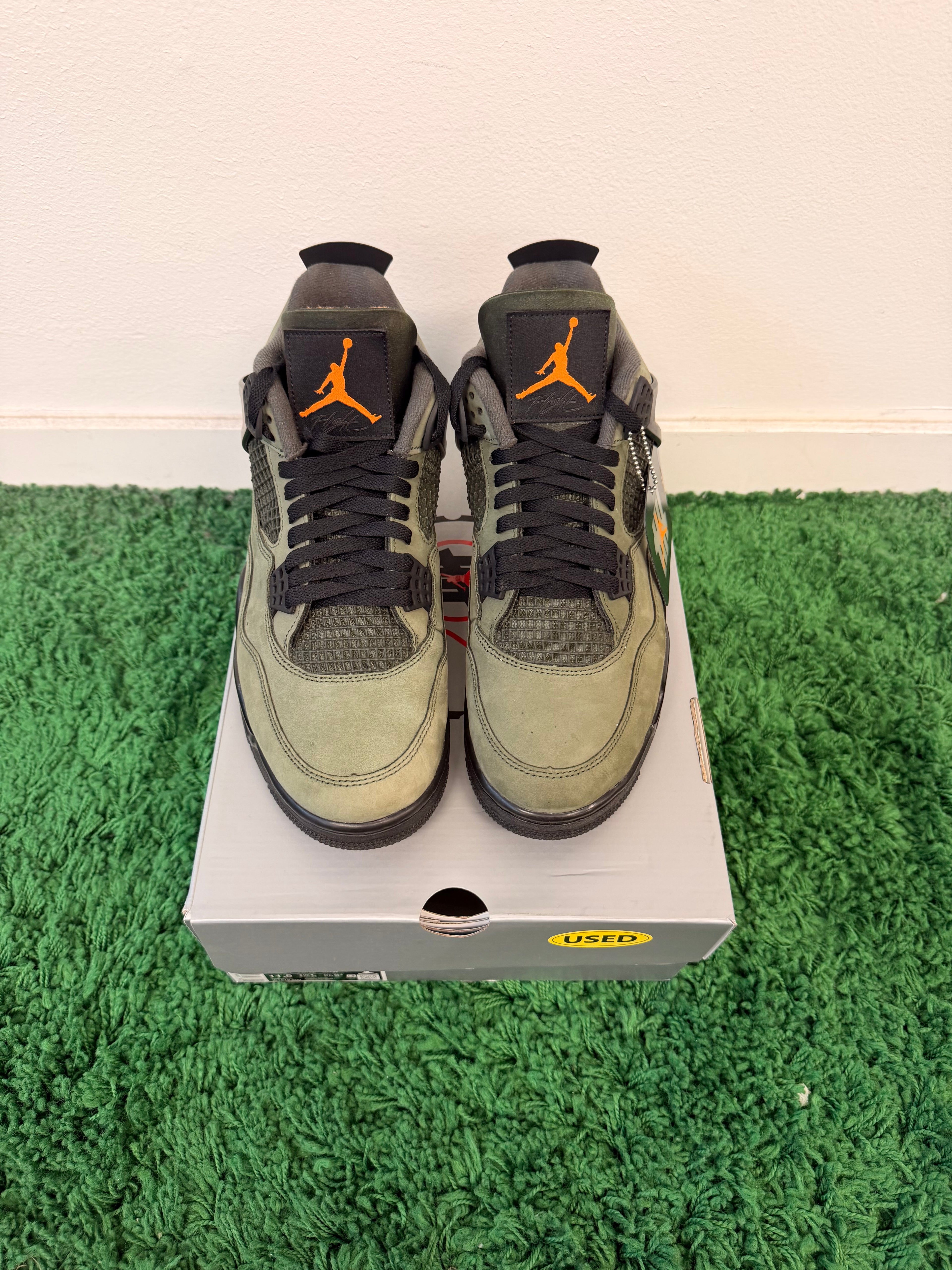 Used Jordan 4 Undefeated (Men’s)