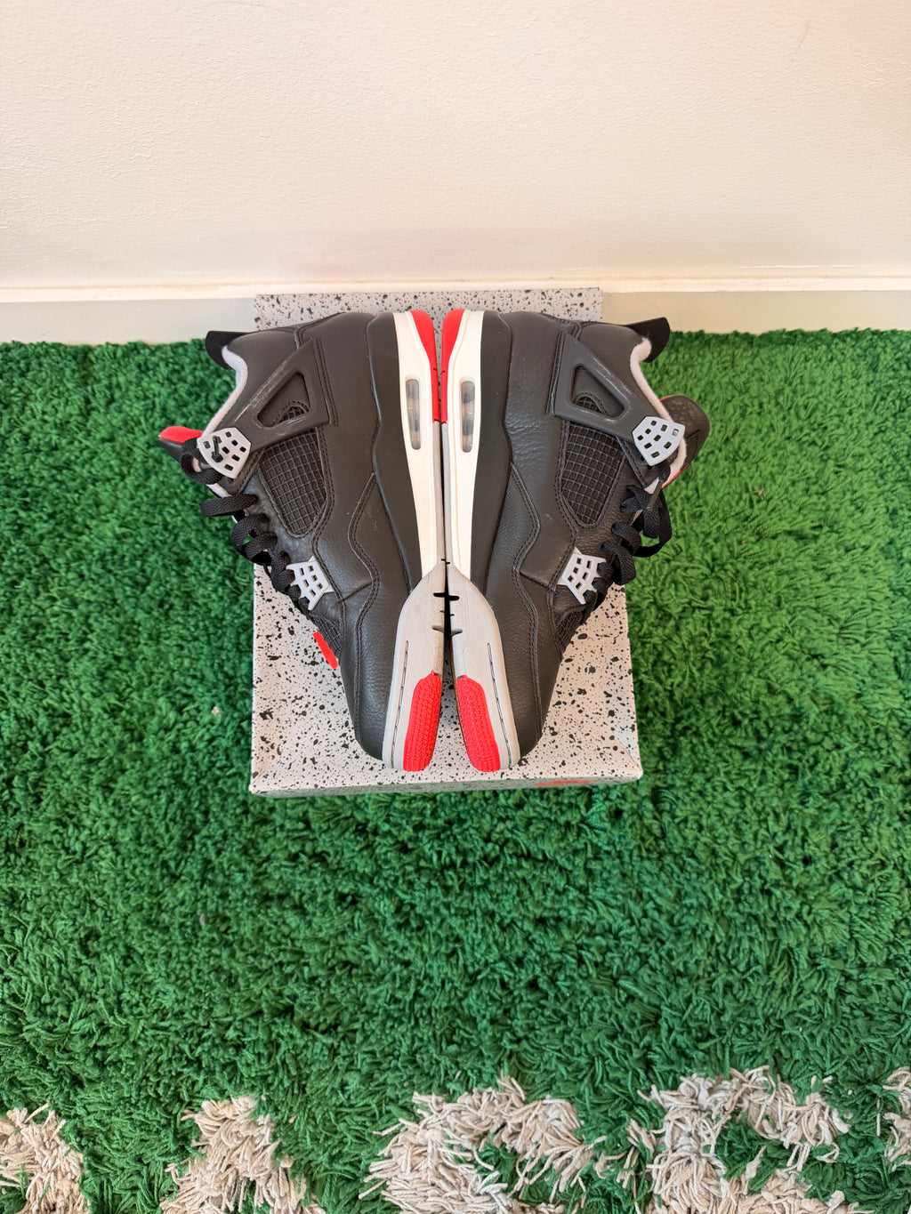 Used Jordan 4 Retro Bred Reimagined (Men’s)