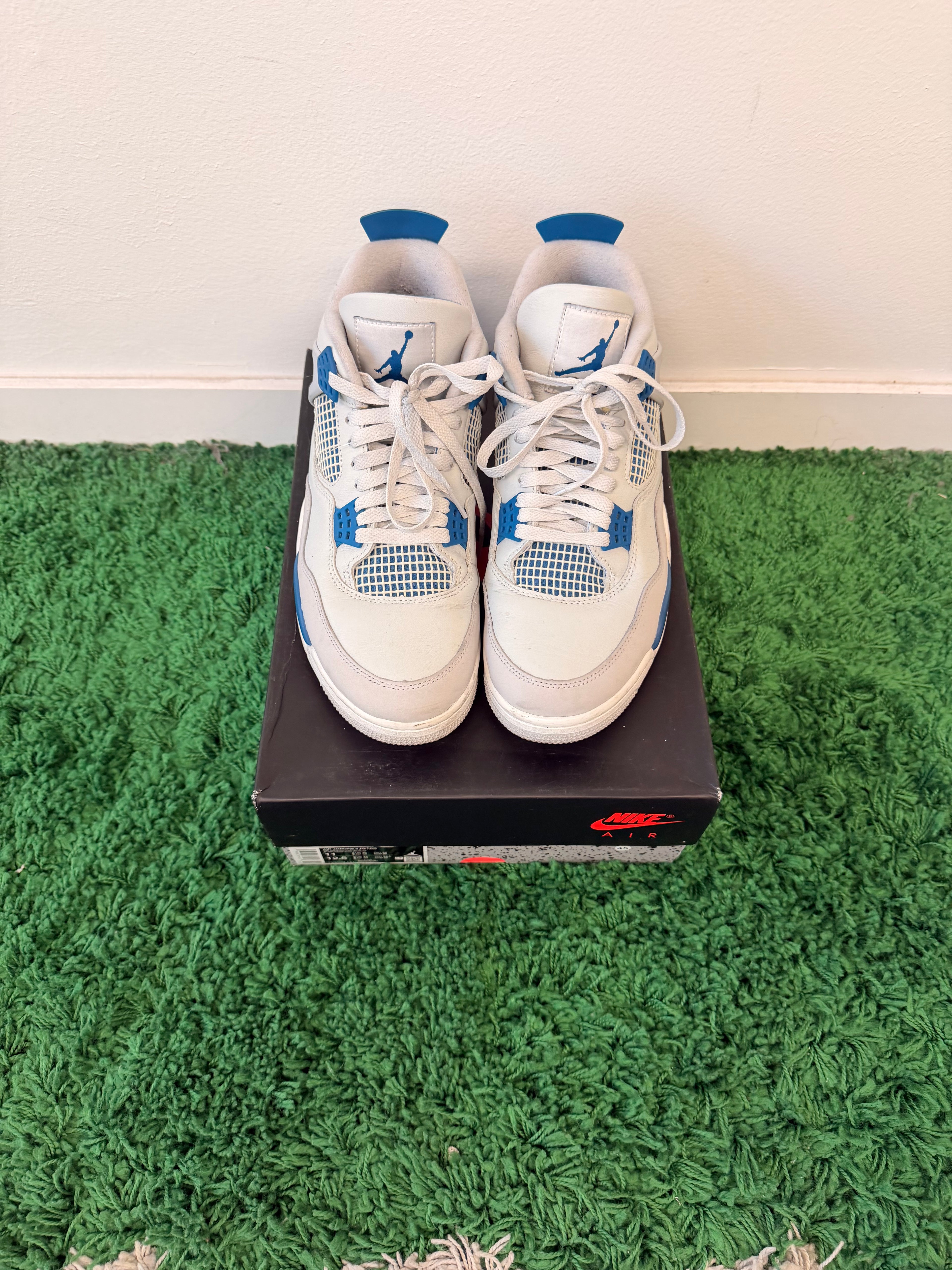 Used Jordan 4 Retro Military Blue 2024 (Men’s)