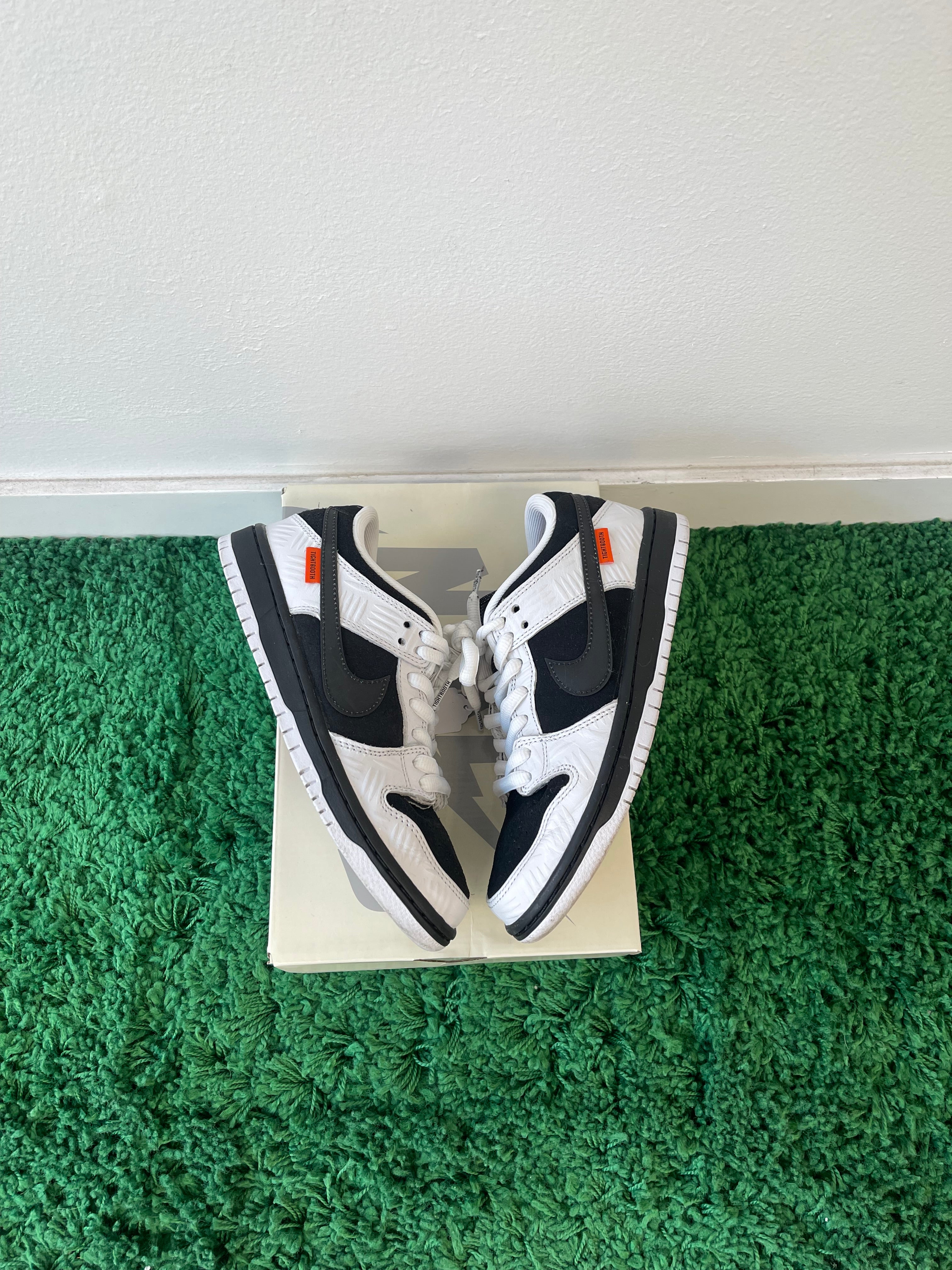 Used Nike SB Dunk Low Tightbooth (Men’s)