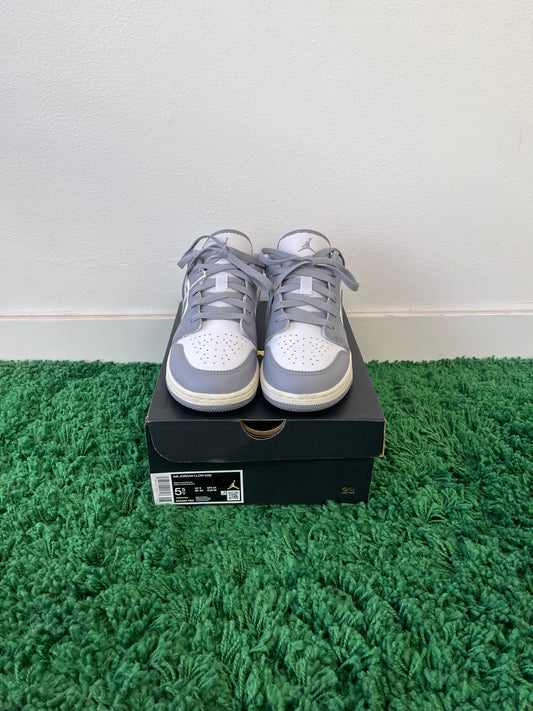 Used Jordan 1 Low Vintage Grey (Youth)
