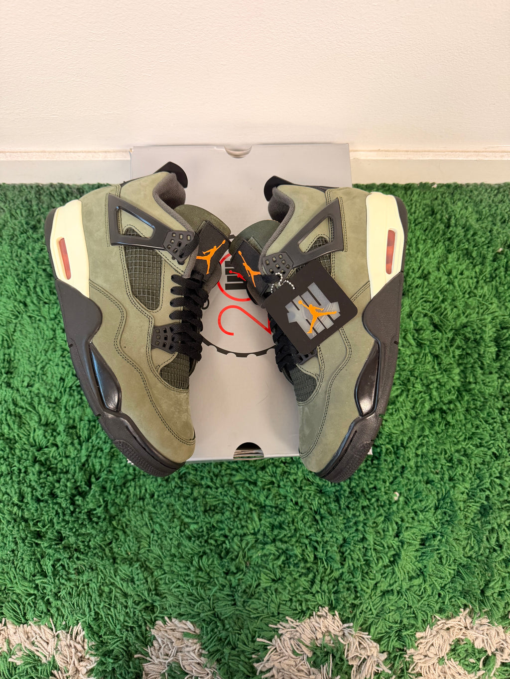 Used Jordan 4 Undefeated (Men’s)