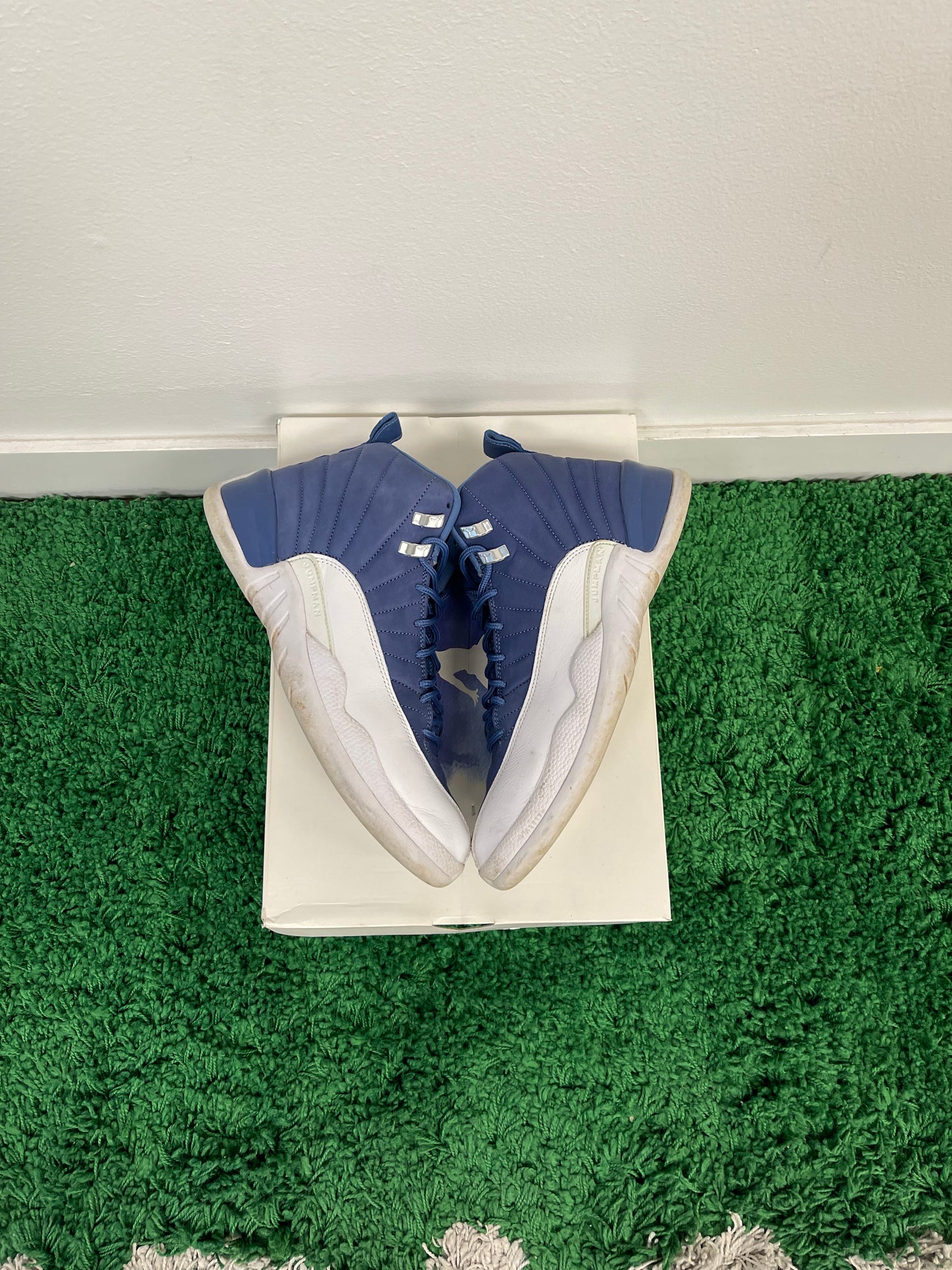 Used Jordan 12 Retro Indigo