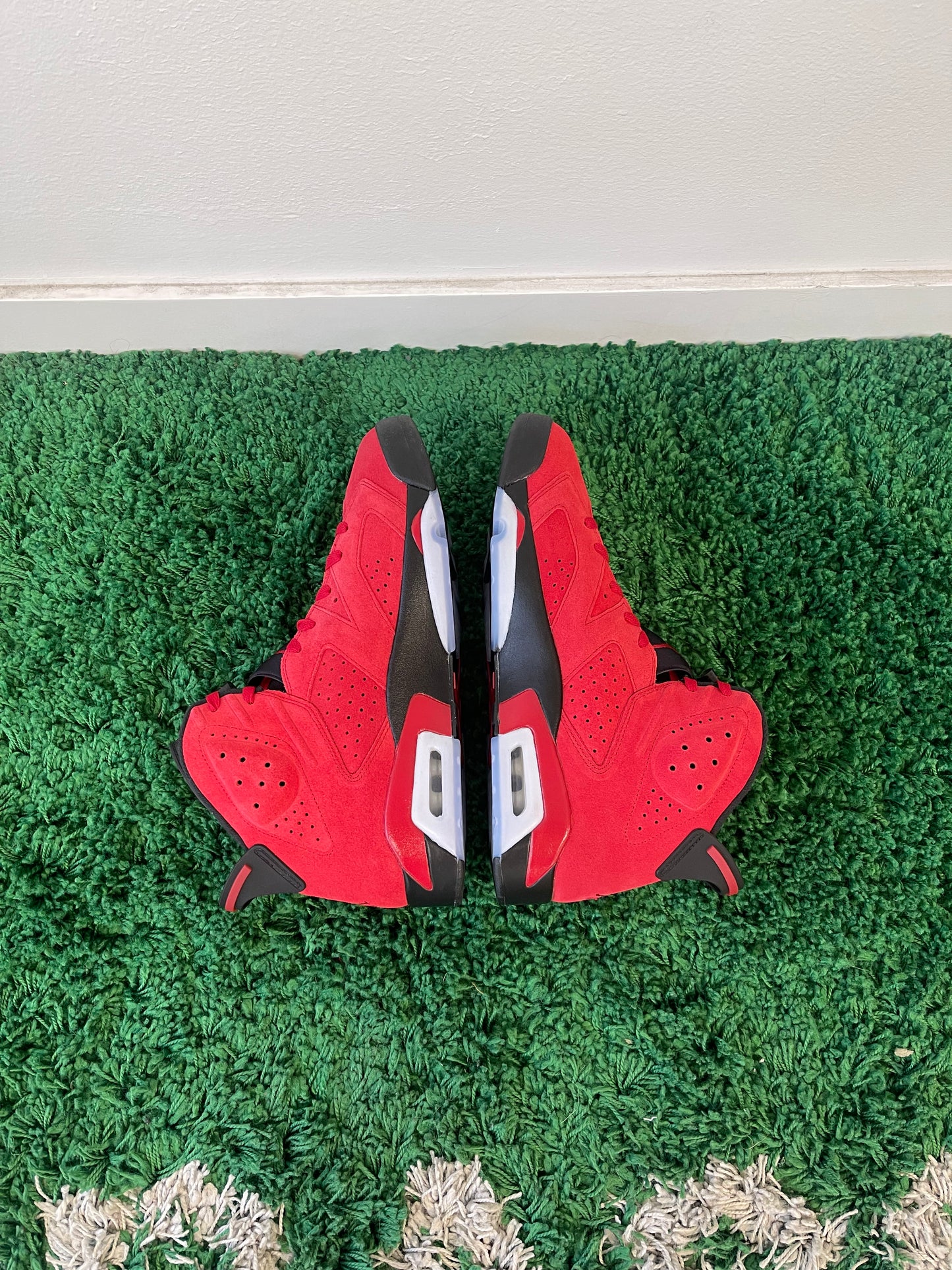 Used Jordan 6 Retro Toro Bravo