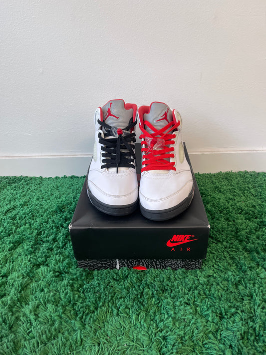 Used Jordan 5 Retro Fire Red 2020 (Men’s)