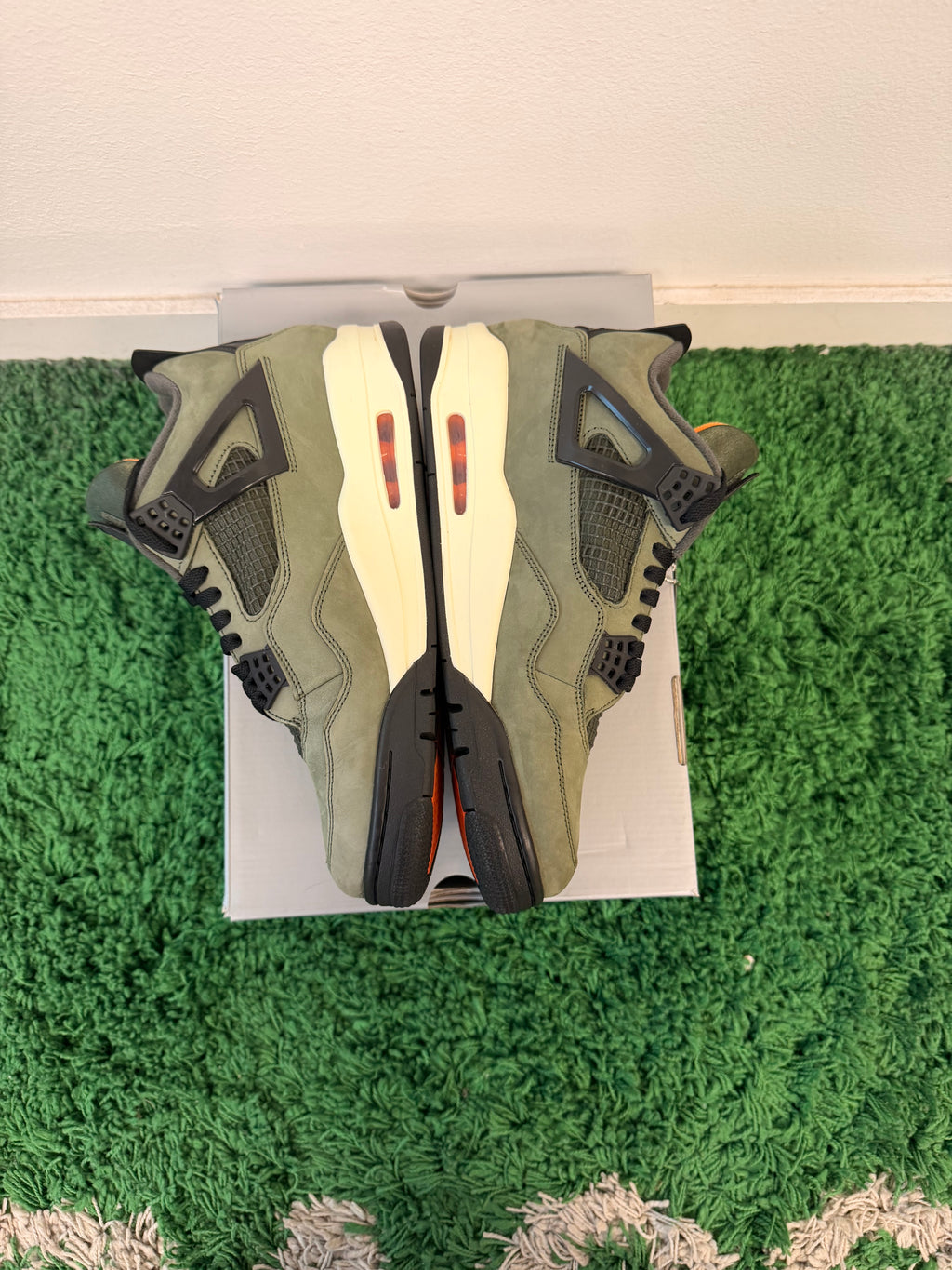 Used Jordan 4 Undefeated (Men’s)