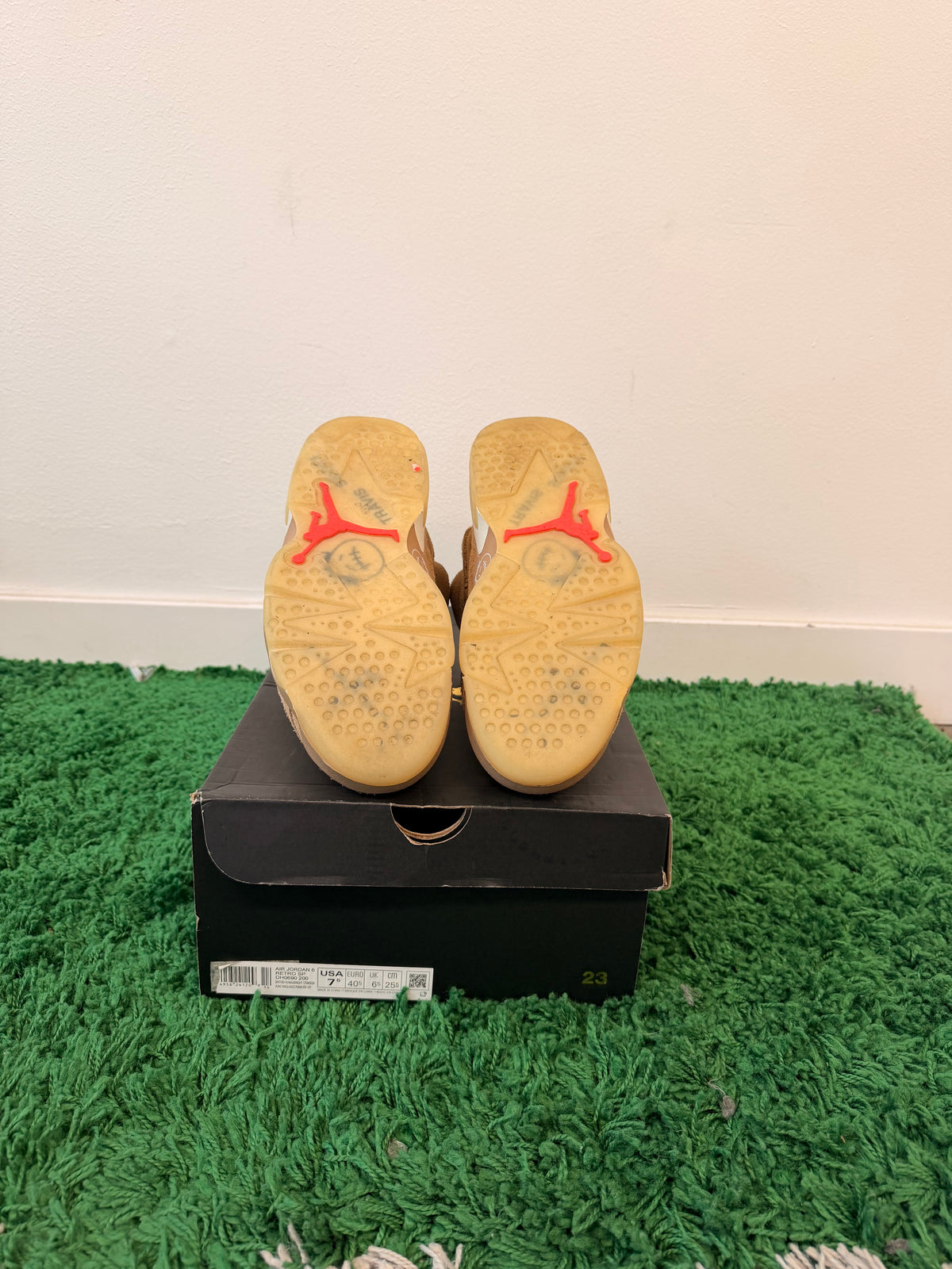 Used Jordan 6 Retro Travis Scott British Khaki (Men’s)