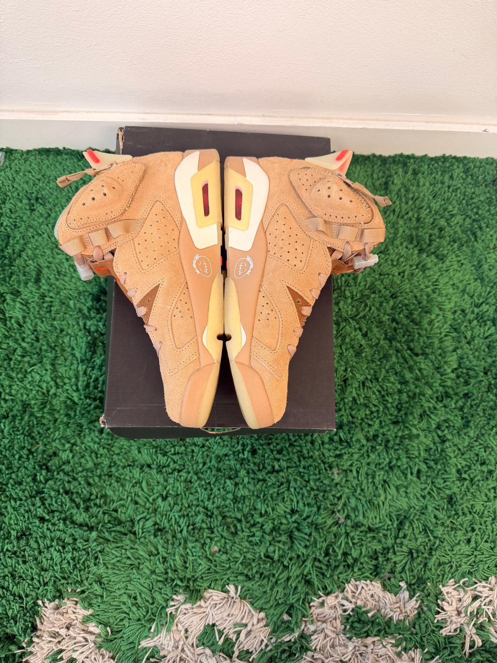 Used Jordan 6 Retro Travis Scott British Khaki (Men’s)