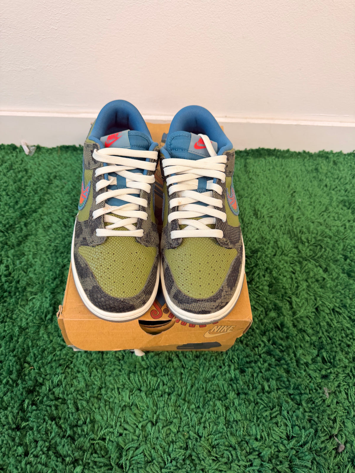 Used Nike Dunk Low Siempre Familia (Men’s)