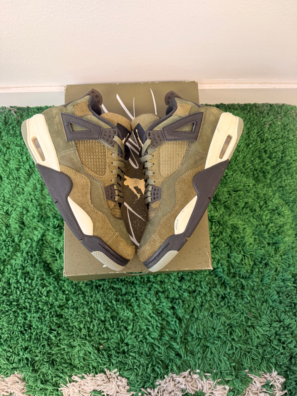 Used Jordan 4 Retro Craft Medium Olive (Men’s)