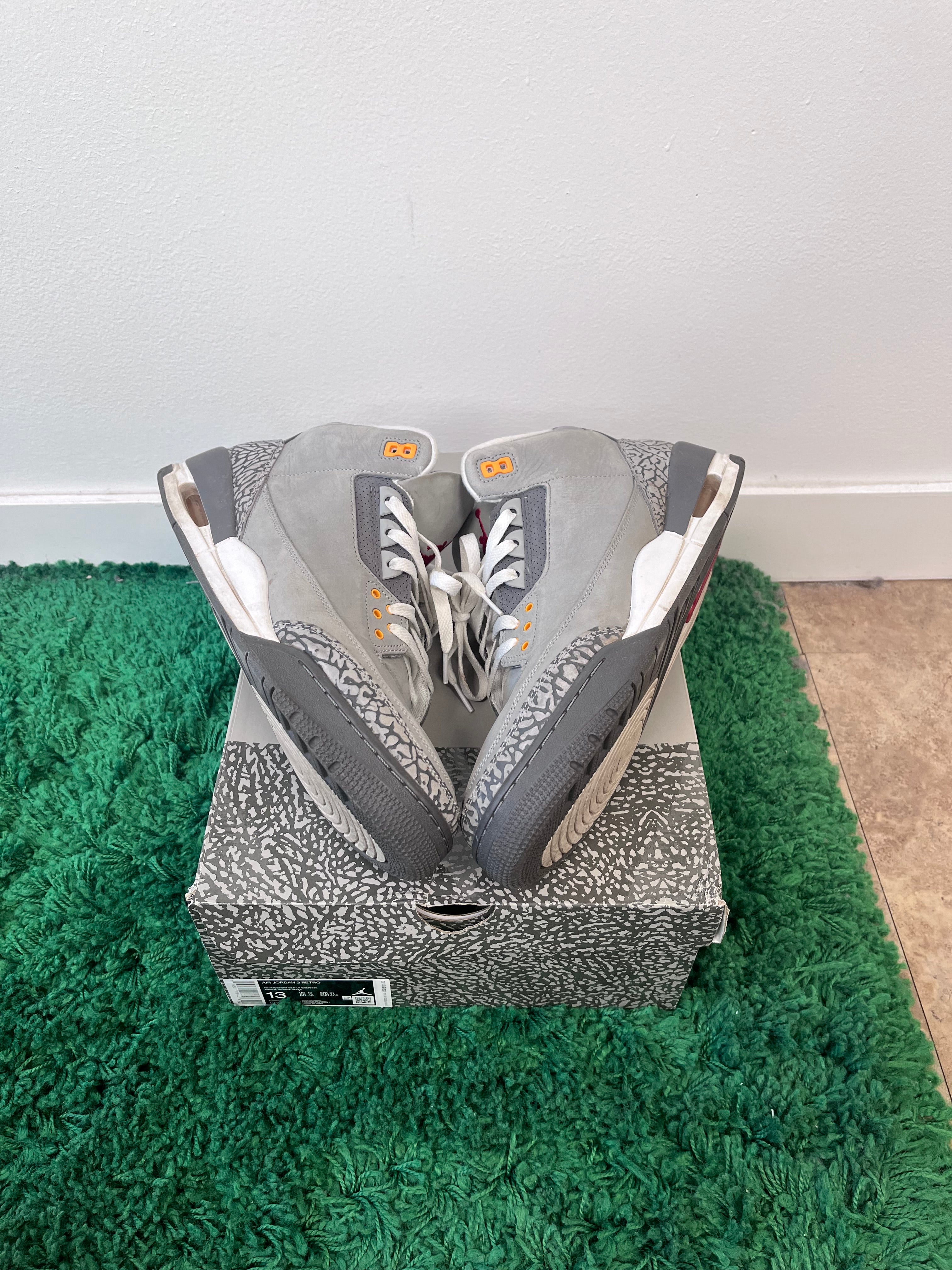 Used Jordan 3 Cool Grey Retro (MENS)