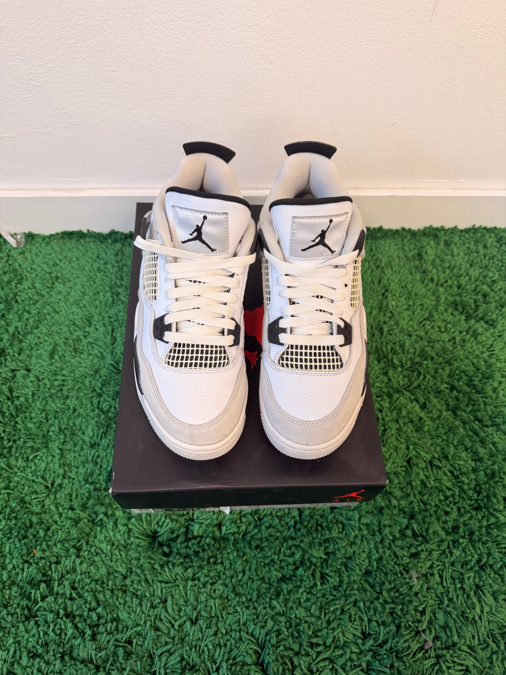Used Jordan 4 Retro Military Black (Youth)