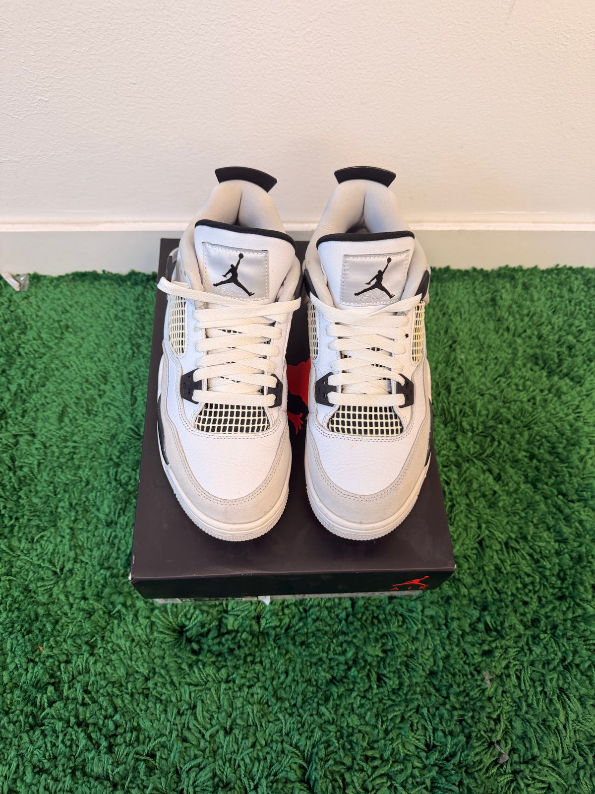 Used Jordan 4 Retro Military Black (Youth)