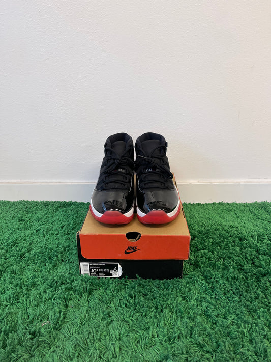 Used Jordan 11 Retro Playoffs Bred 2019 (Men’s)