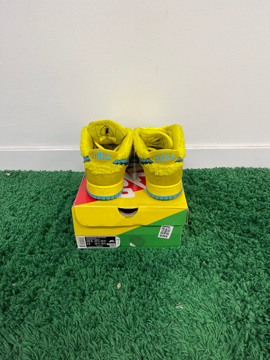 Used Nike SB Dunk Low Grateful Dead Bears Opti Yellow (Men’s)