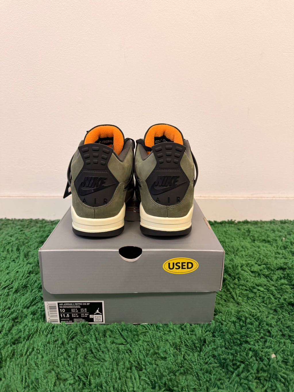 Used Jordan 4 Undefeated (Men’s)