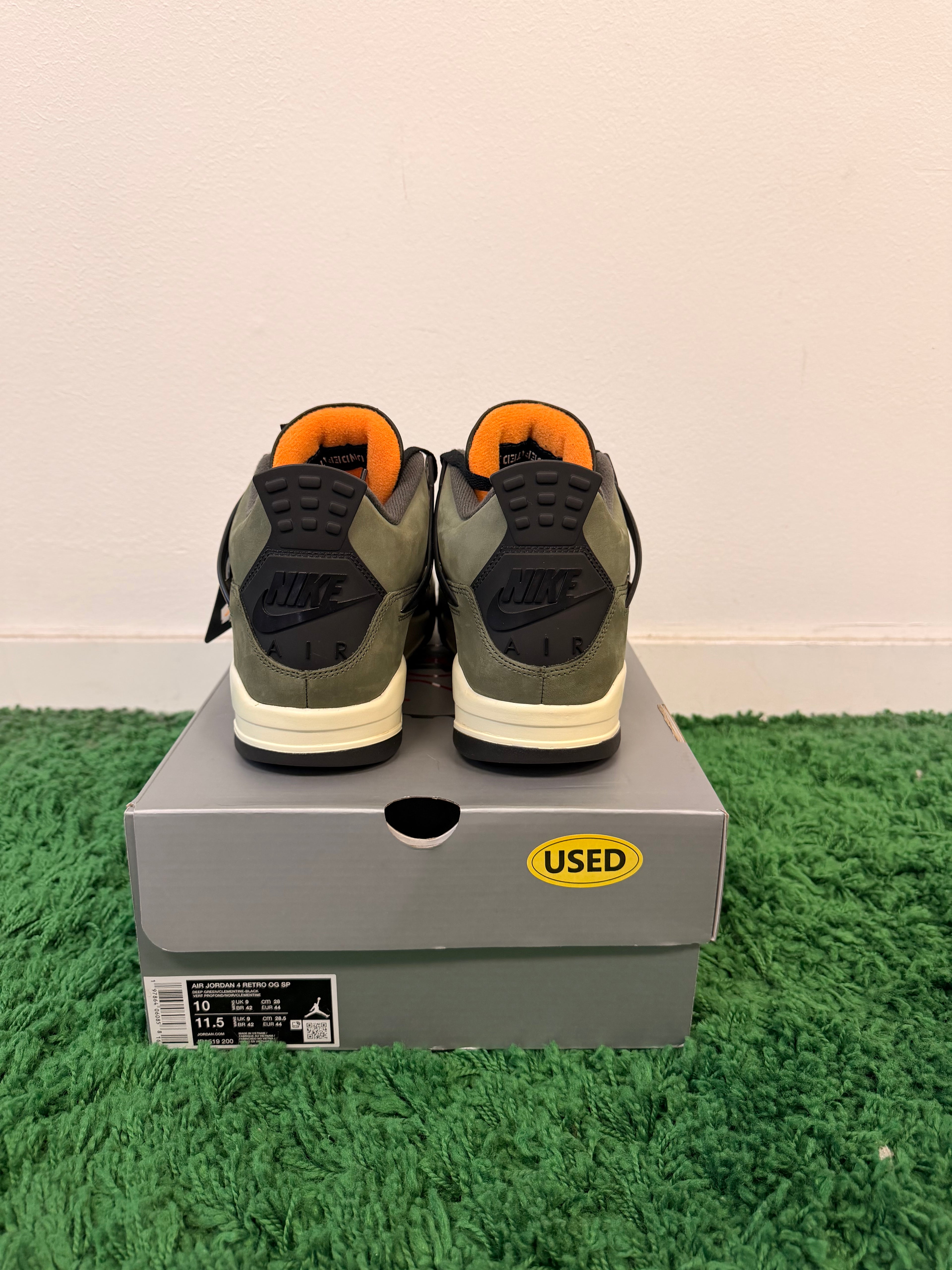 Used Jordan 4 Undefeated (Men’s)