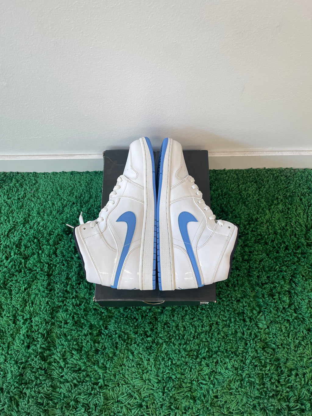 Used Jordan 1 Retro Legend Blue 2014 (Men’s)