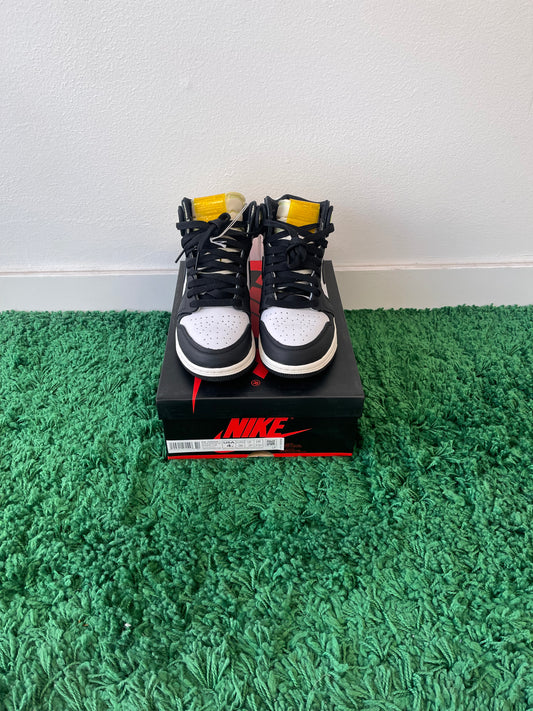 Used Jordan 1 Retro High White Black Volt University Gold (Youth)