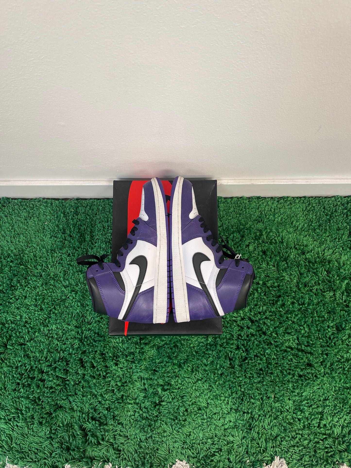 Used Jordan 1 Retro High Court Purple White