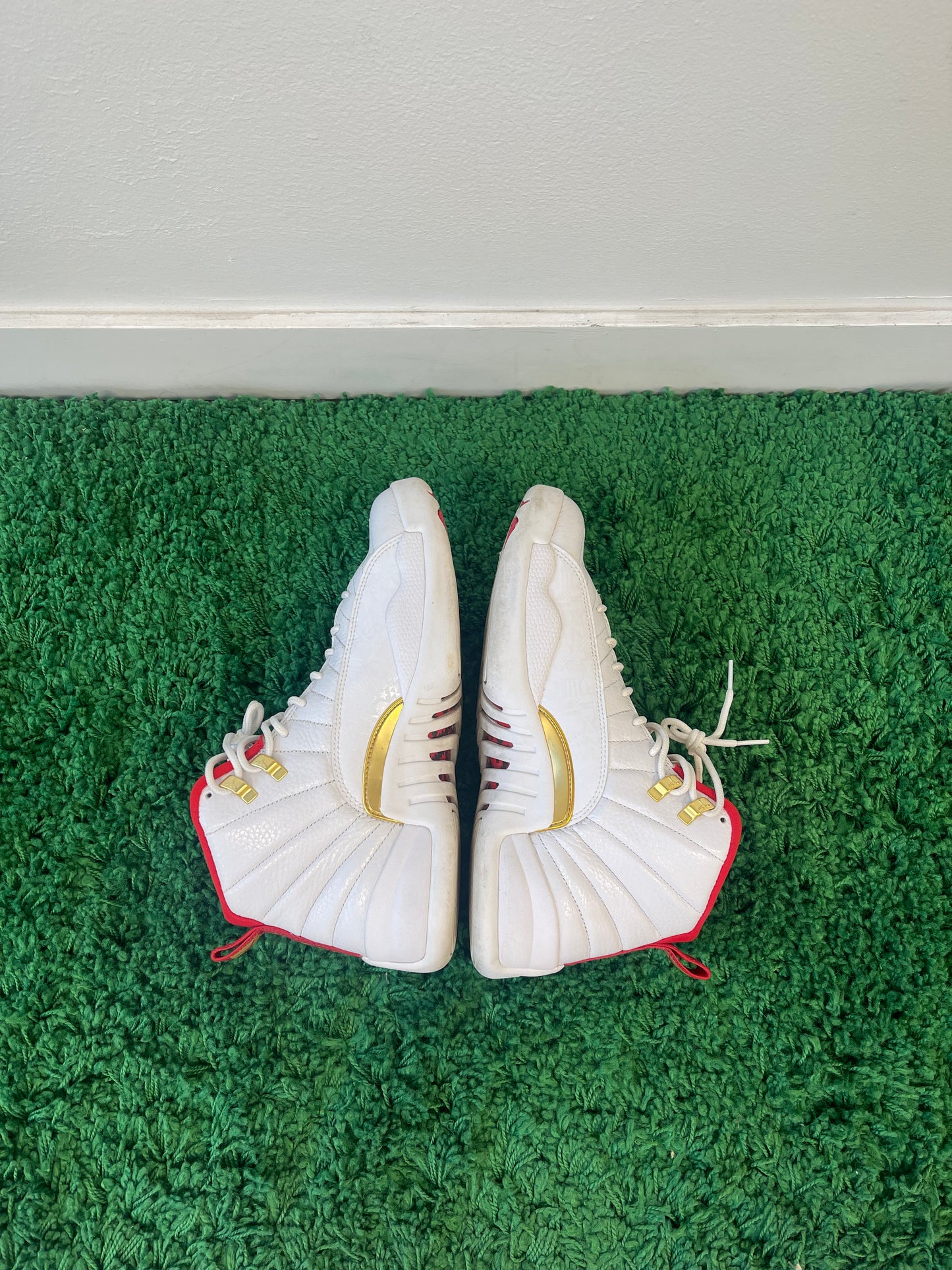 Used Jordan 12 Retro FIBA