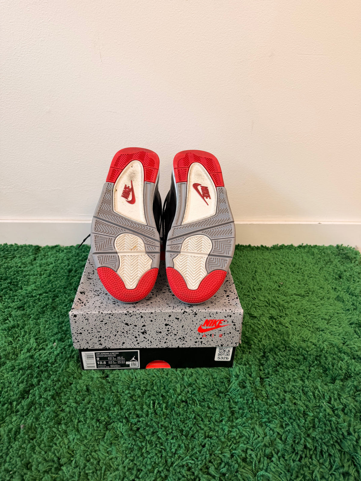 Used Jordan 4 Retro Bred Reimagined (Men’s)
