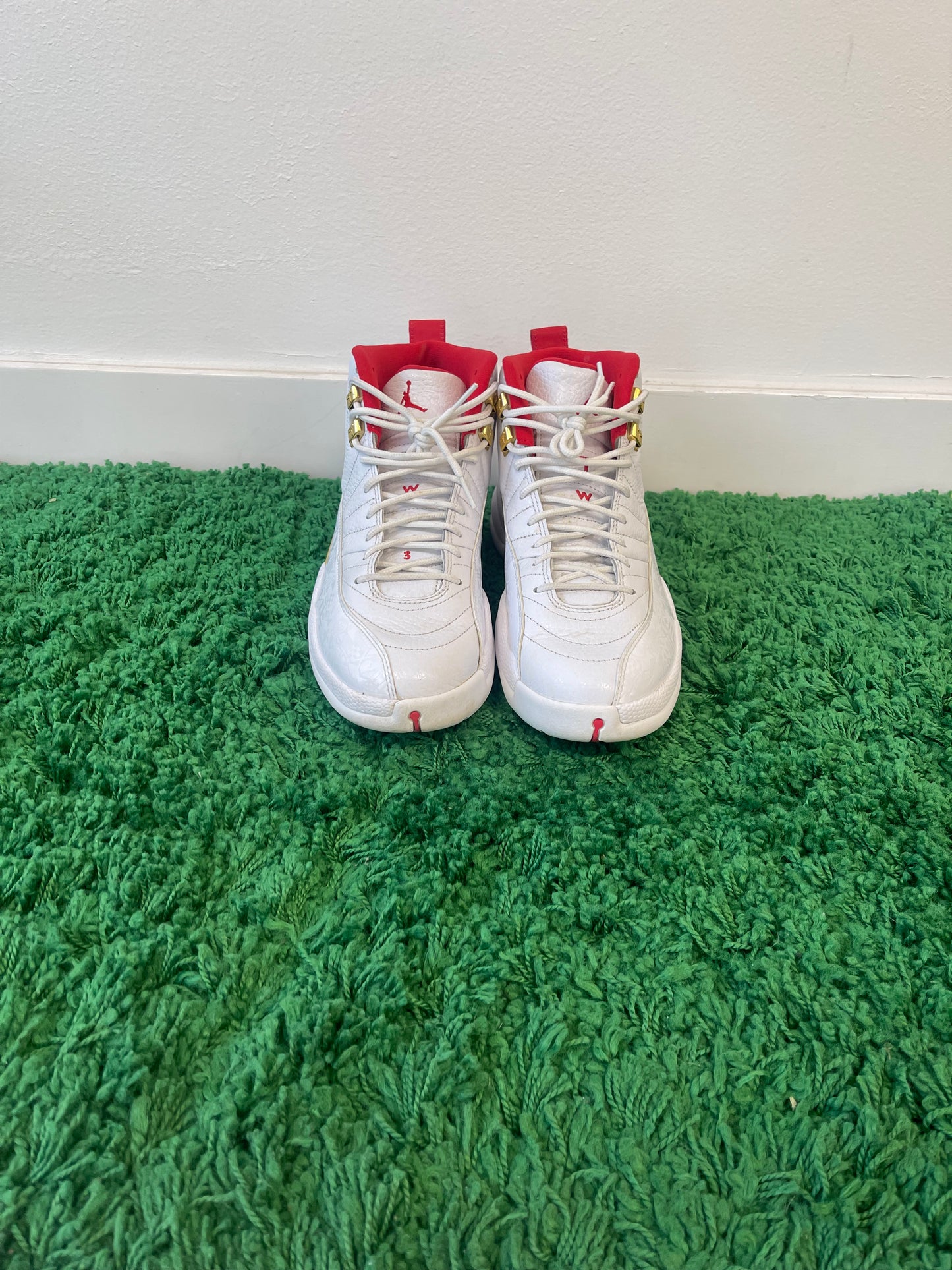 Used Jordan 12 Retro FIBA