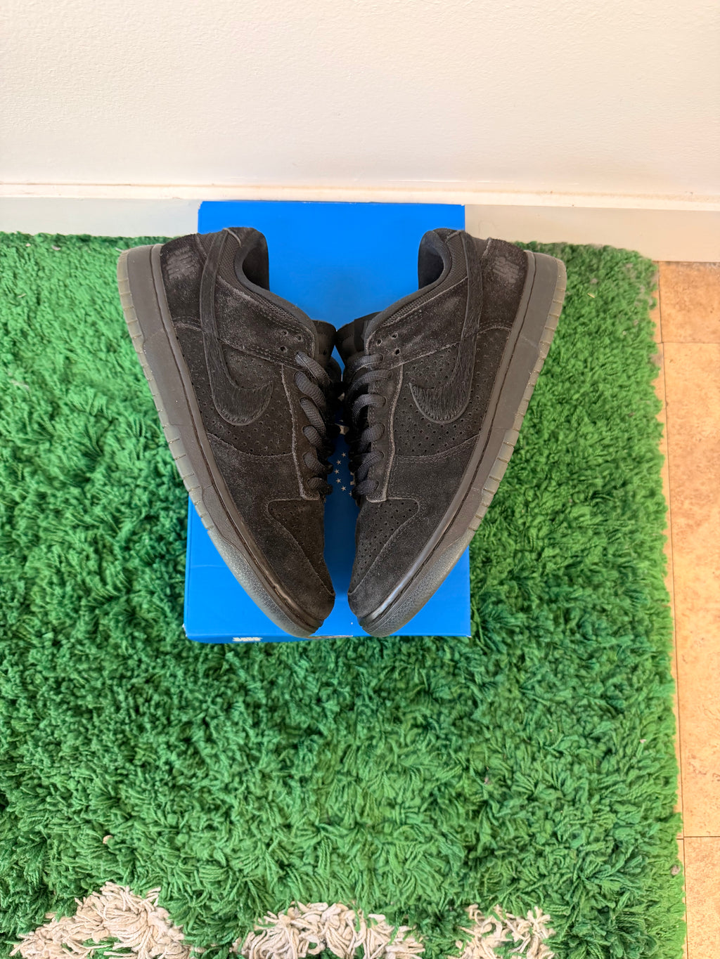 Used Nike Dunk Low Undefeated 5 On It Black (Men’s)