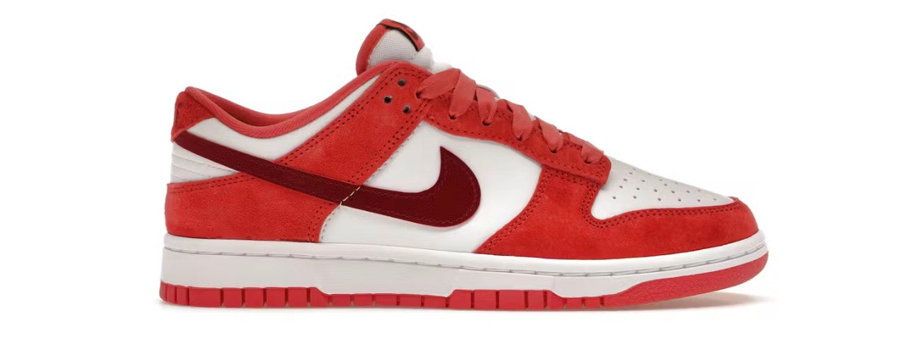 Nike Dunk Low Valentine’s Day 2024 (Women’s)