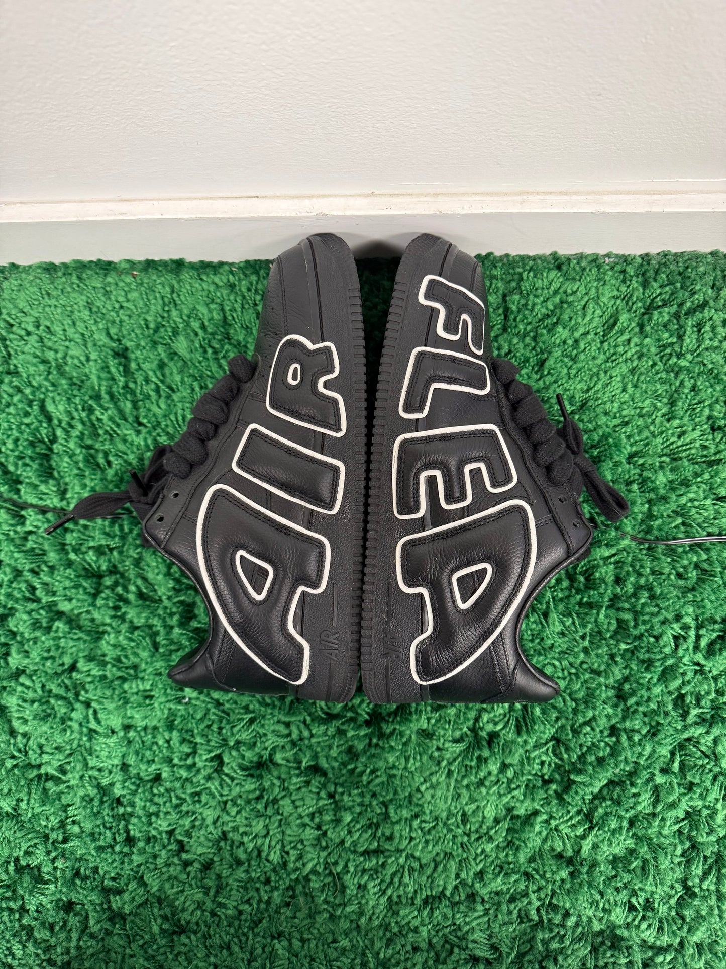 Used Nike Air Force 1 Low
Cactus Plant Flea Market Black (Men’s)