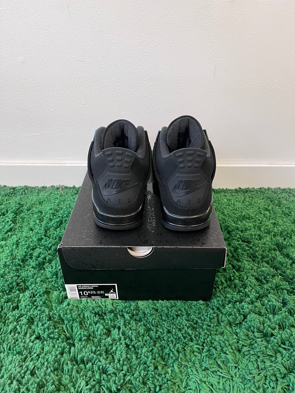 Used Jordan 4 Retro Black Cat 2025 (Men’s)