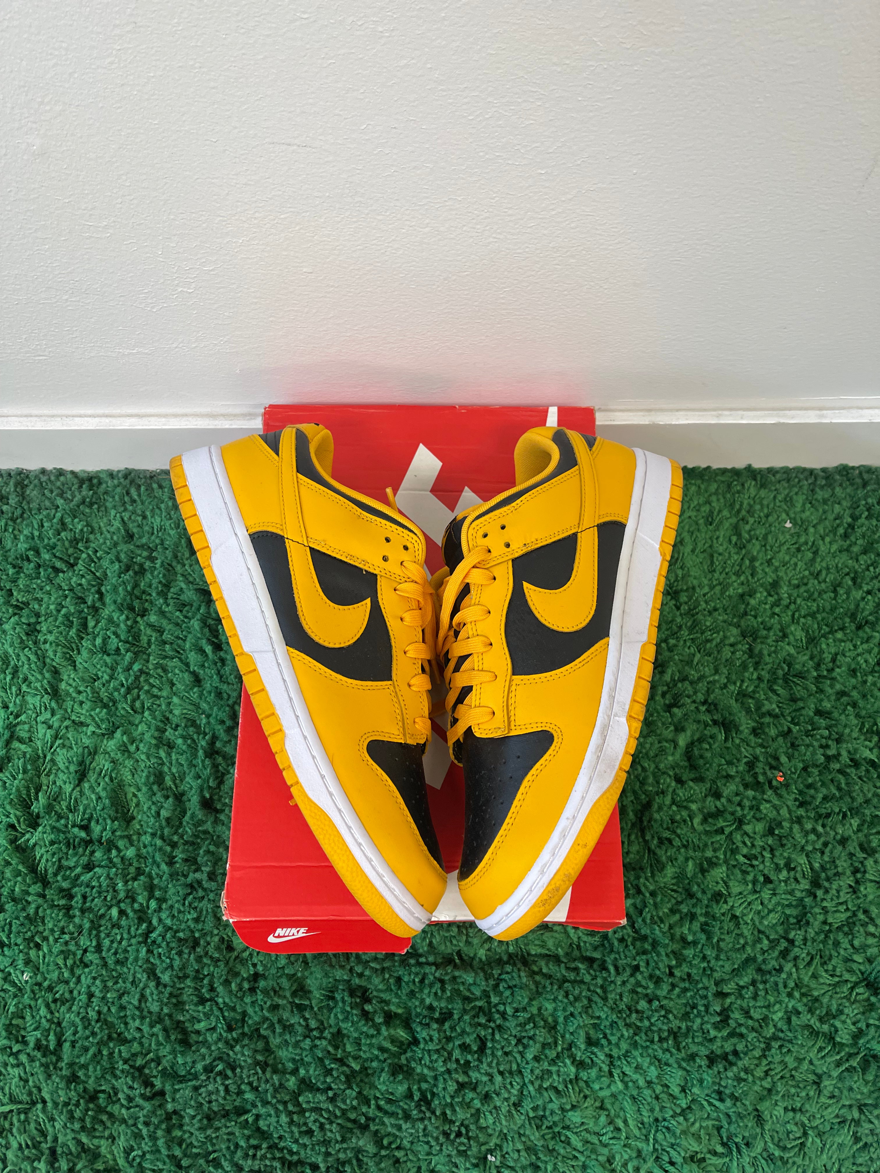 Used Nike Dunk Low Championship Goldenrod 2021 (Men’s)