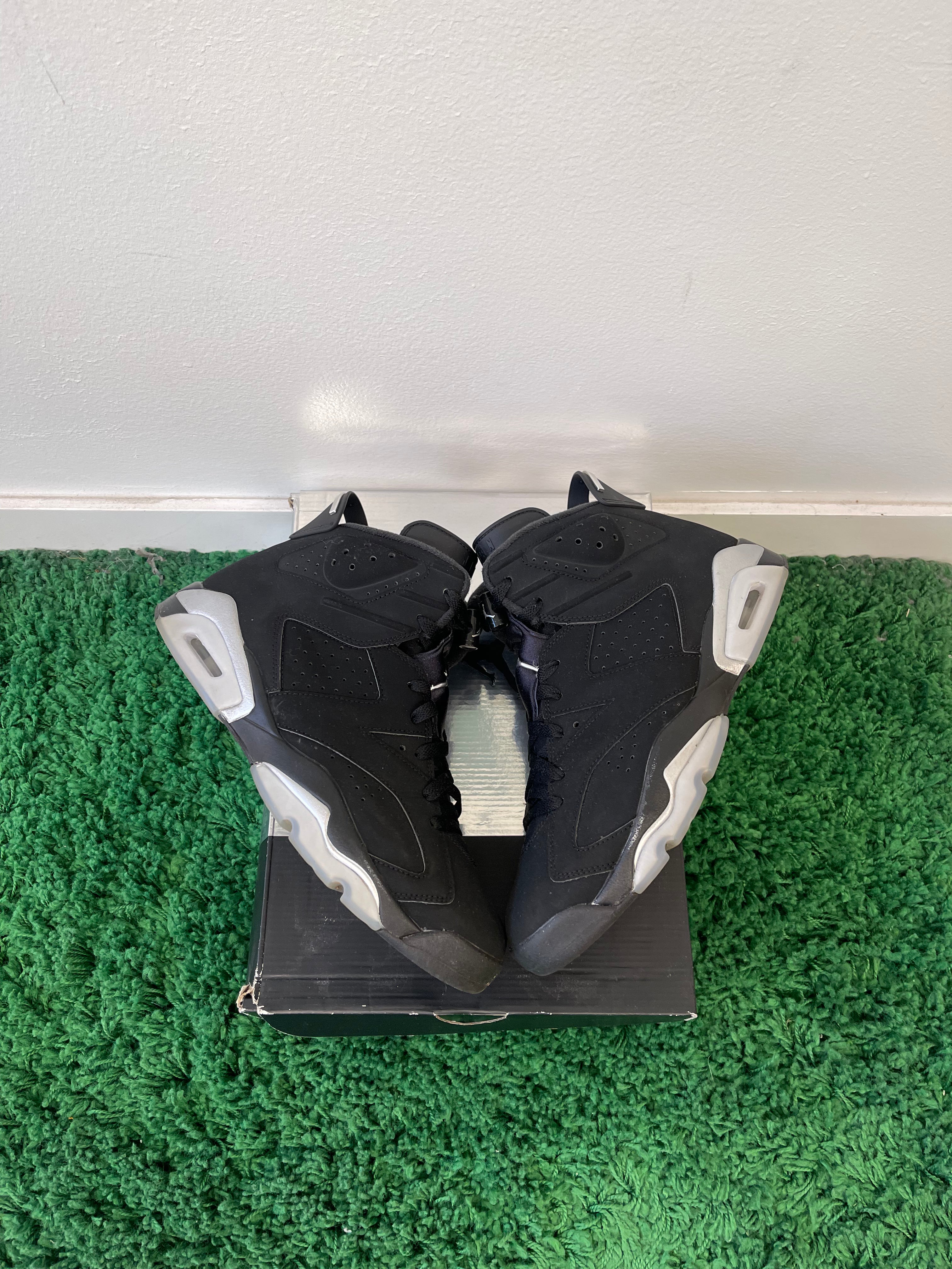 Used Jordan 6 Retro Chrome Metallic Silver (Men’s)