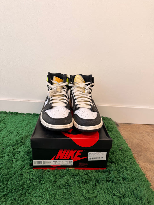 Used Jordan 1 Retro High White Black Volt University Gold (Men’s)