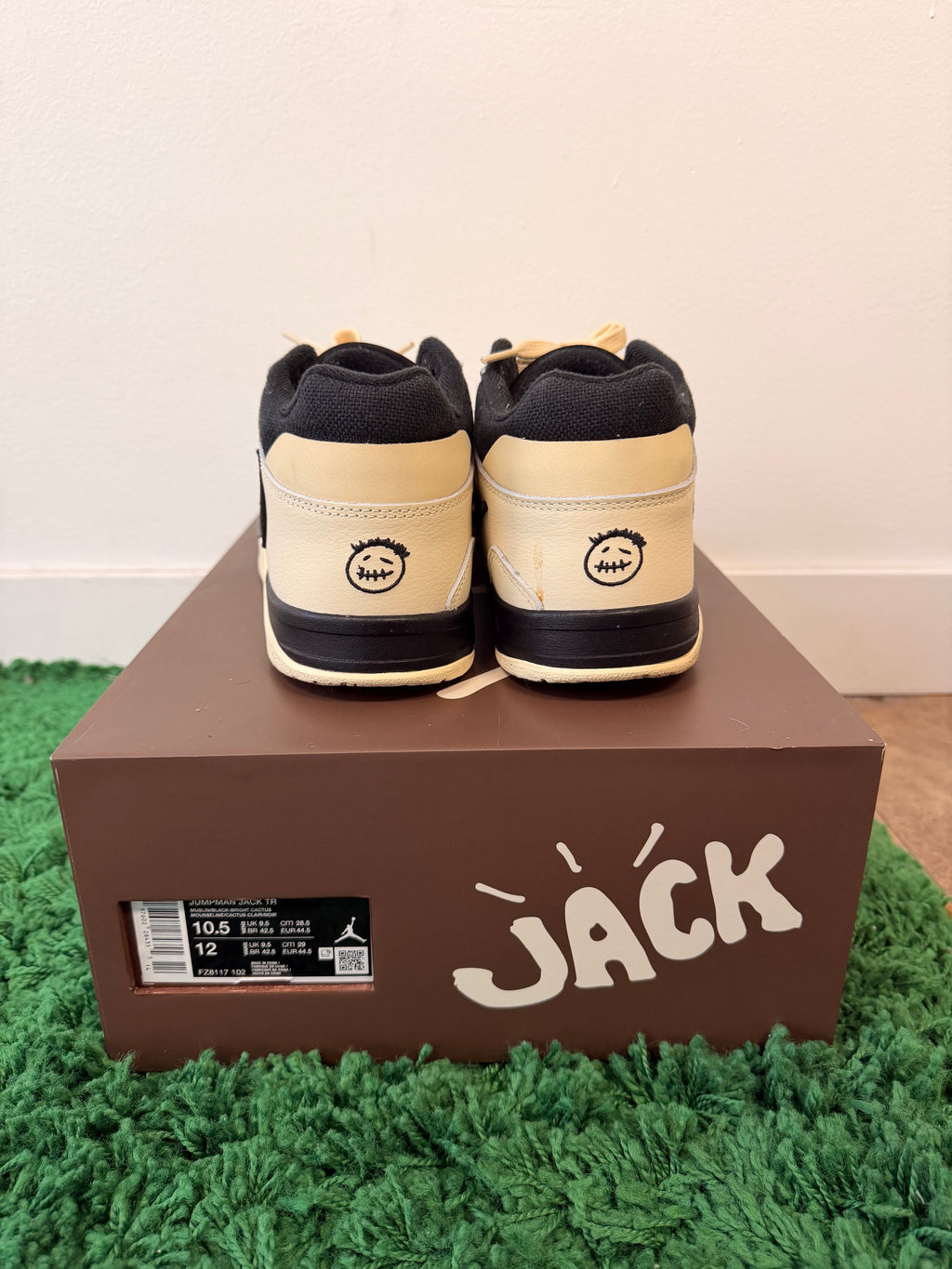 Used Jordan Jumpman Jack TR Travis Scott Bright Cactus (Men’s)
