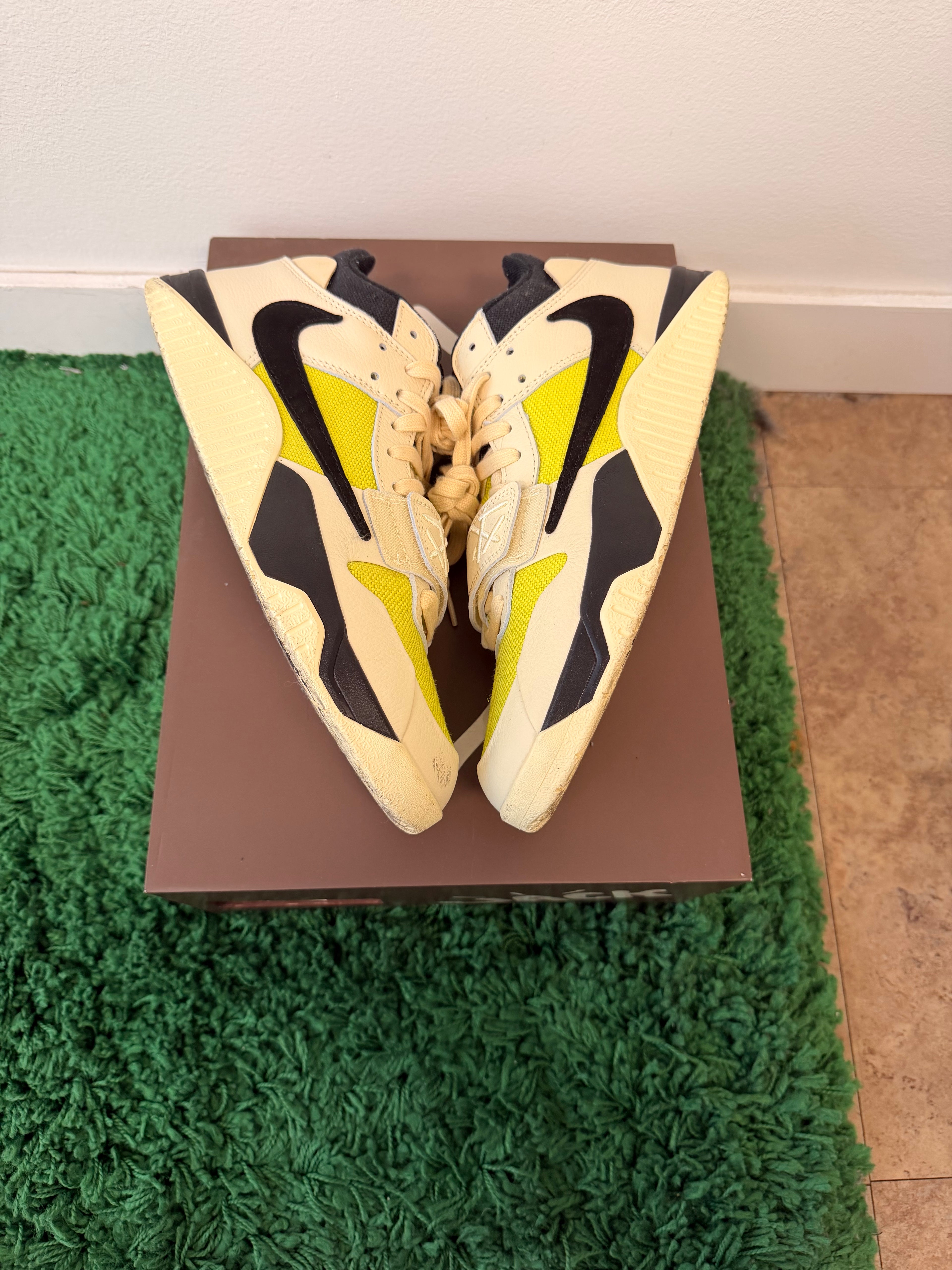 Used Jordan Jumpman Jack TR Travis Scott Bright Cactus (Men’s)