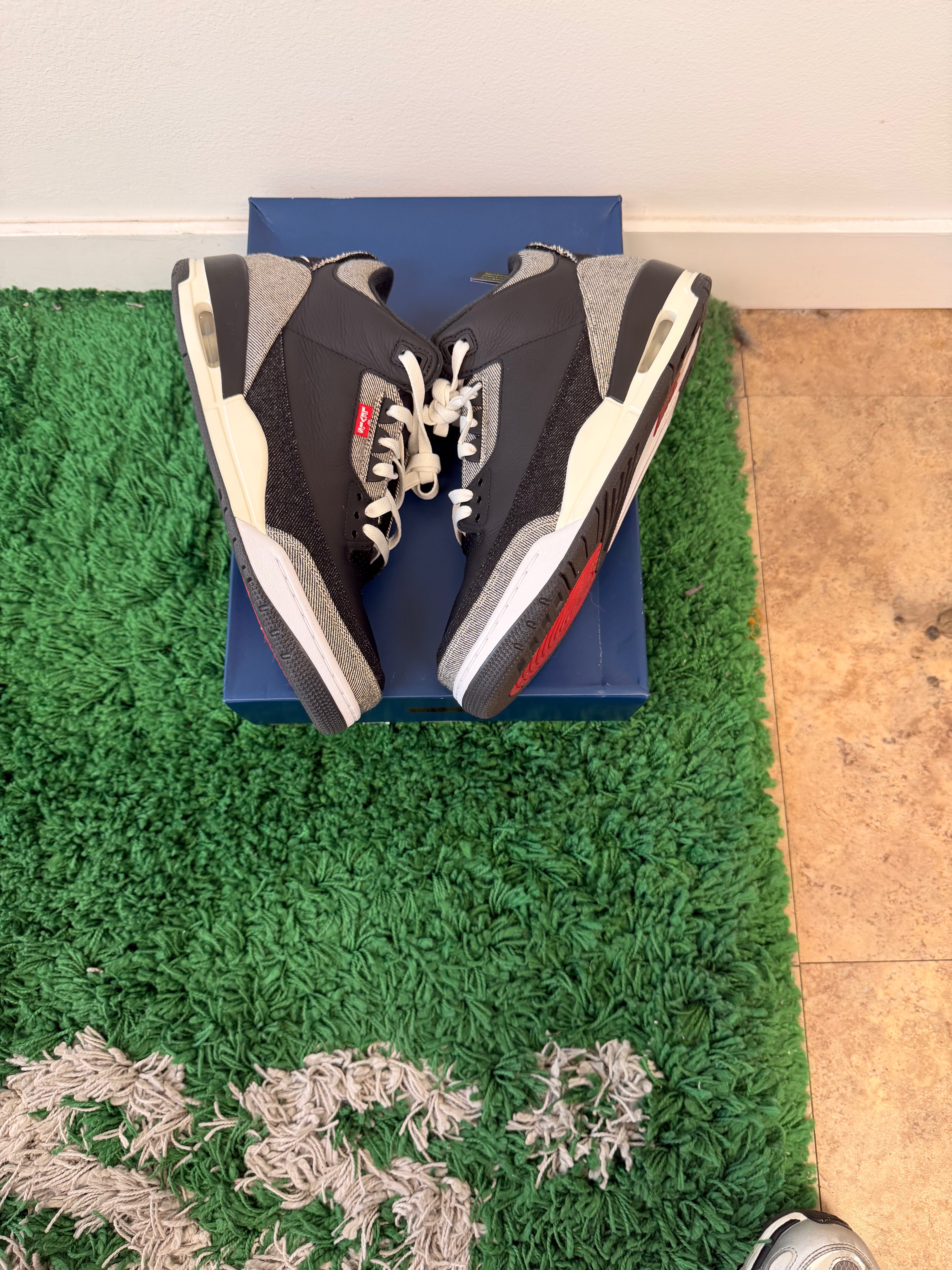 Used Jordan 3 Retro Levi’s Black (Men’s)