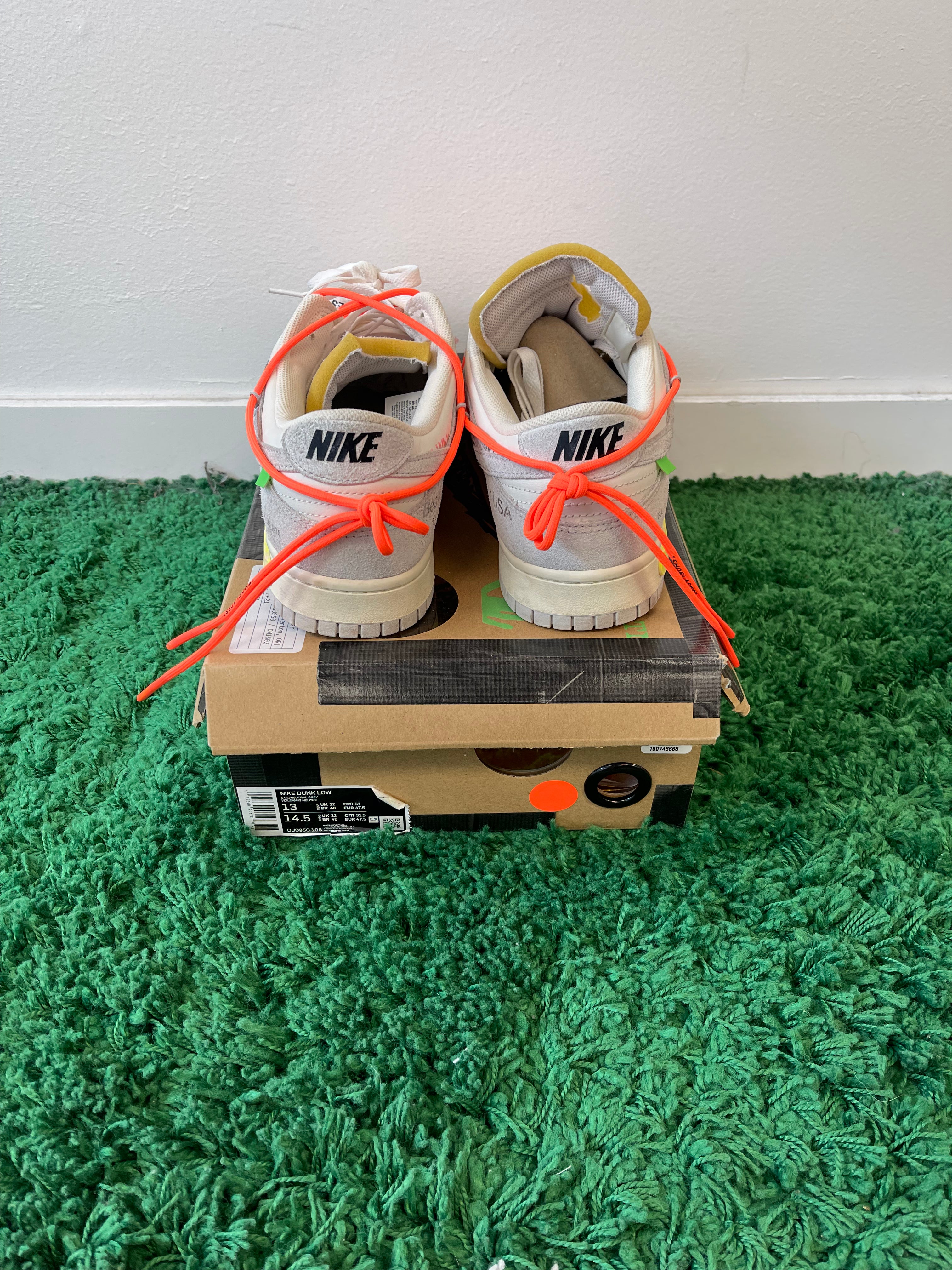 Used Nike Dunk Low Off-White Lot 11 (Men’s)