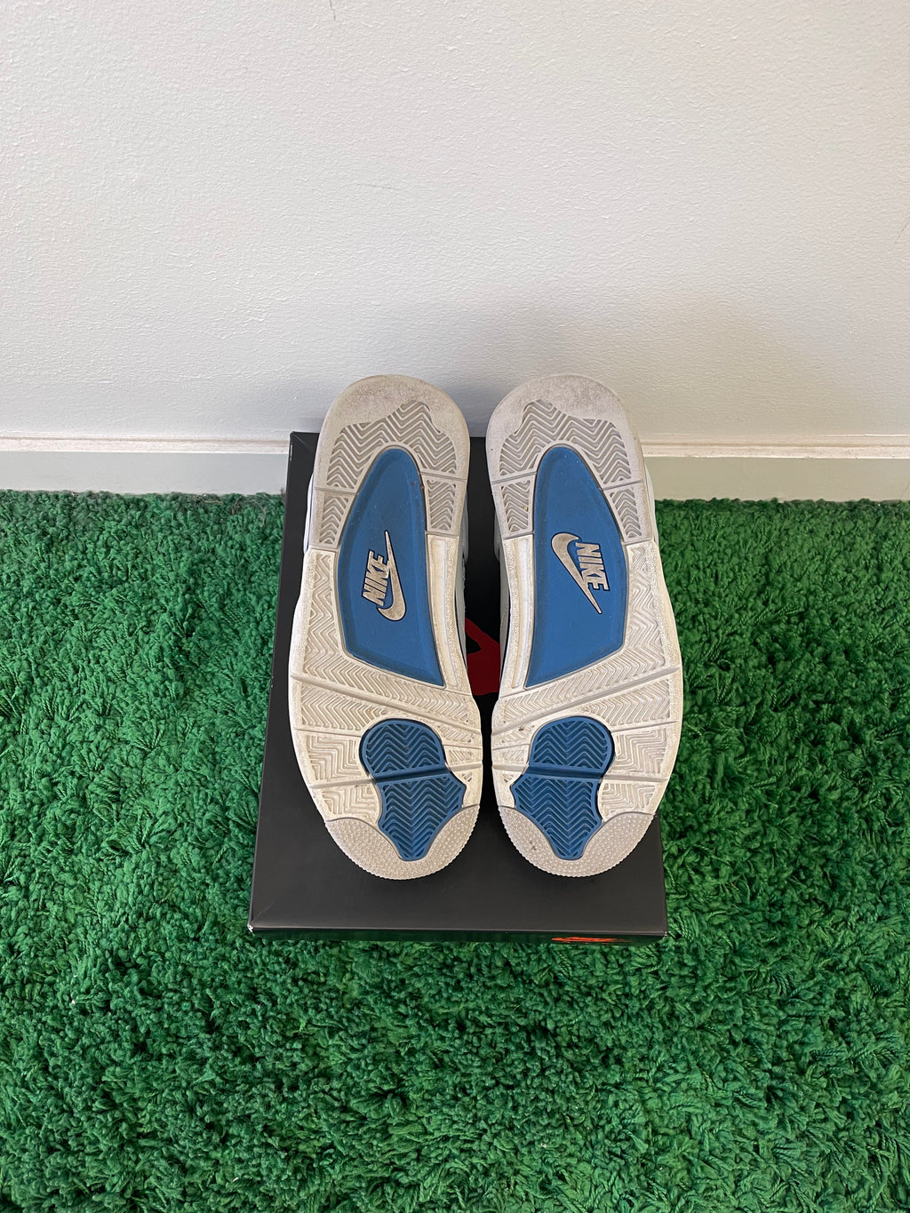Used Jordan 4 Retro Military Blue 2024 (Men’s)
