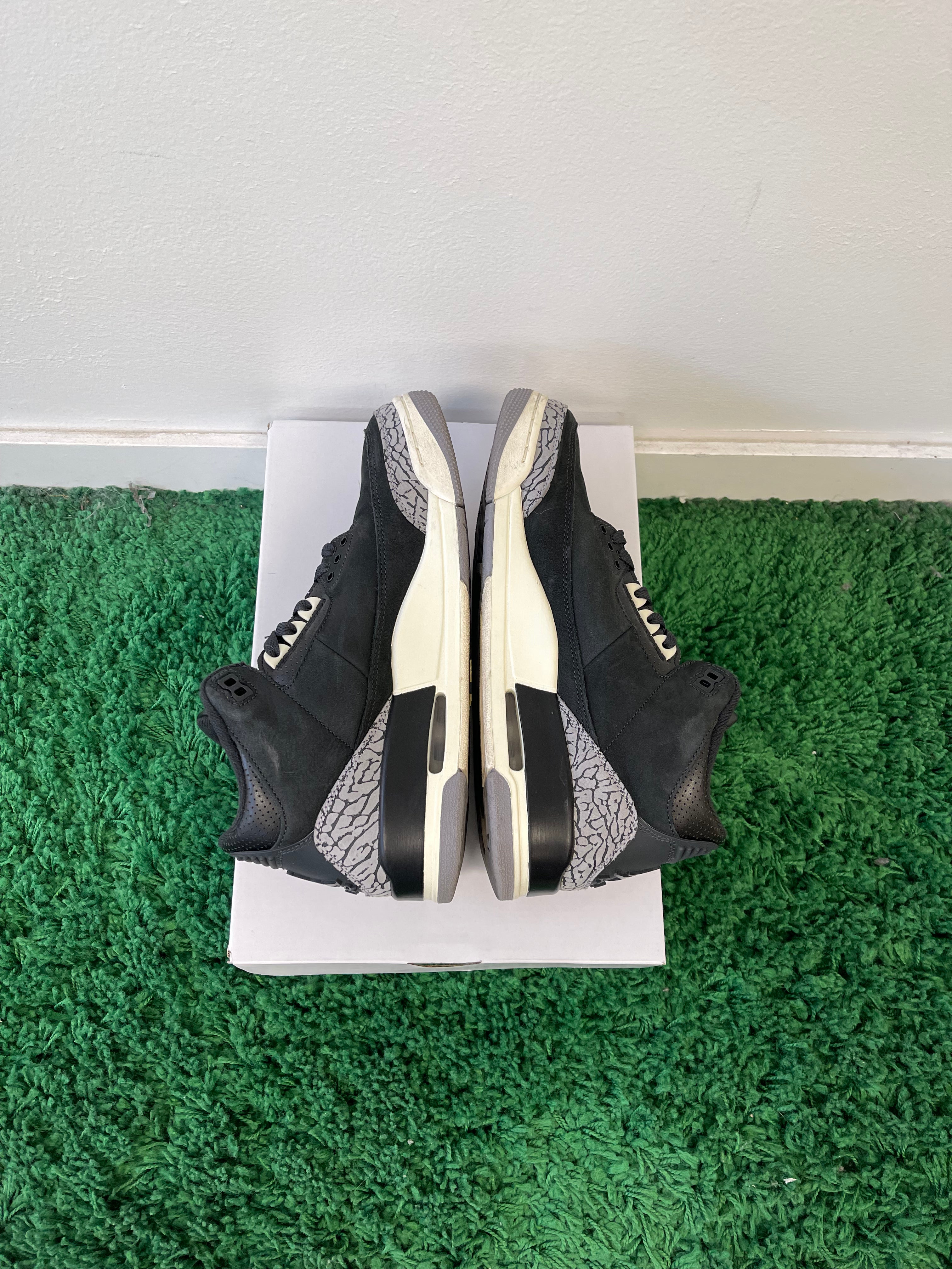 Used Jordan 3 Retro Off Noir (Women’s)