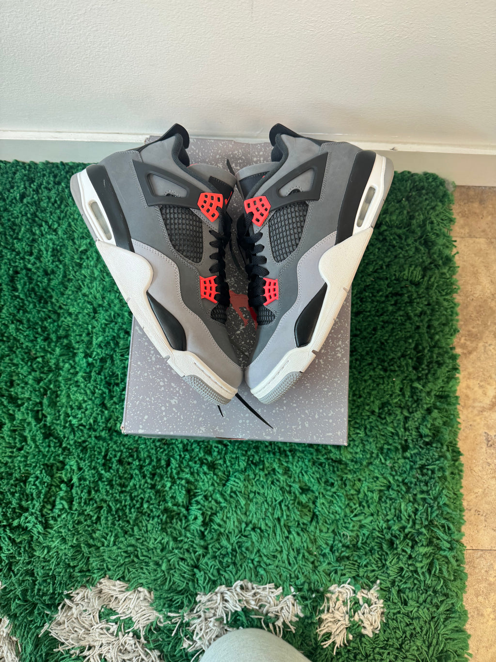 Used Jordan 4 Retro Infrared (Men’s)