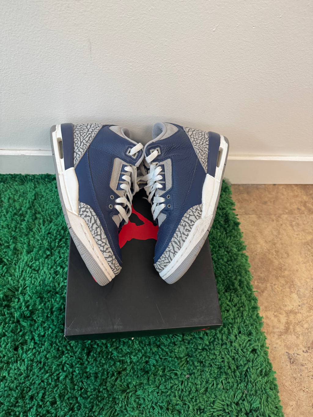 Used Jordan 3 Retro Georgetown (Youth)