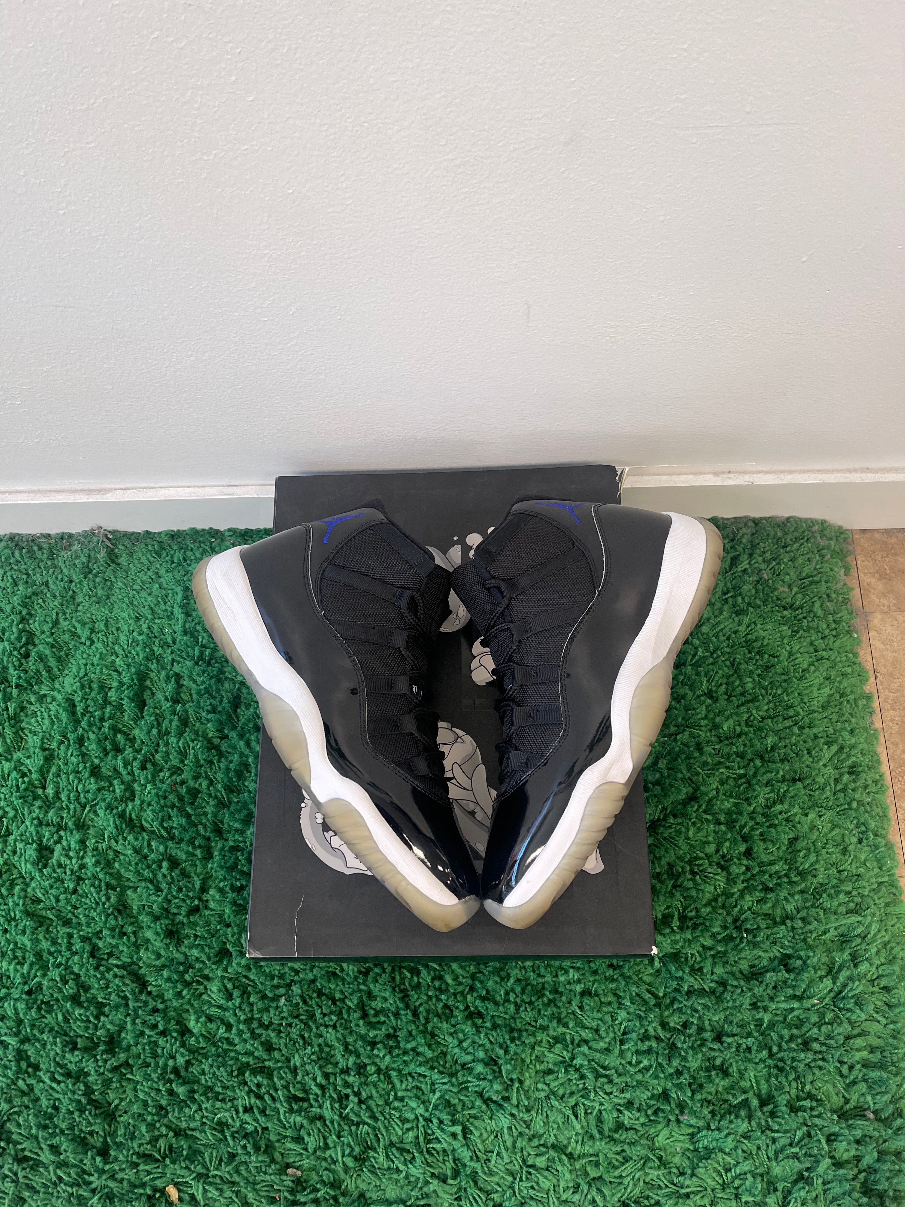Used Jordan 11 Retro Space Jam 2016 (Men’s)