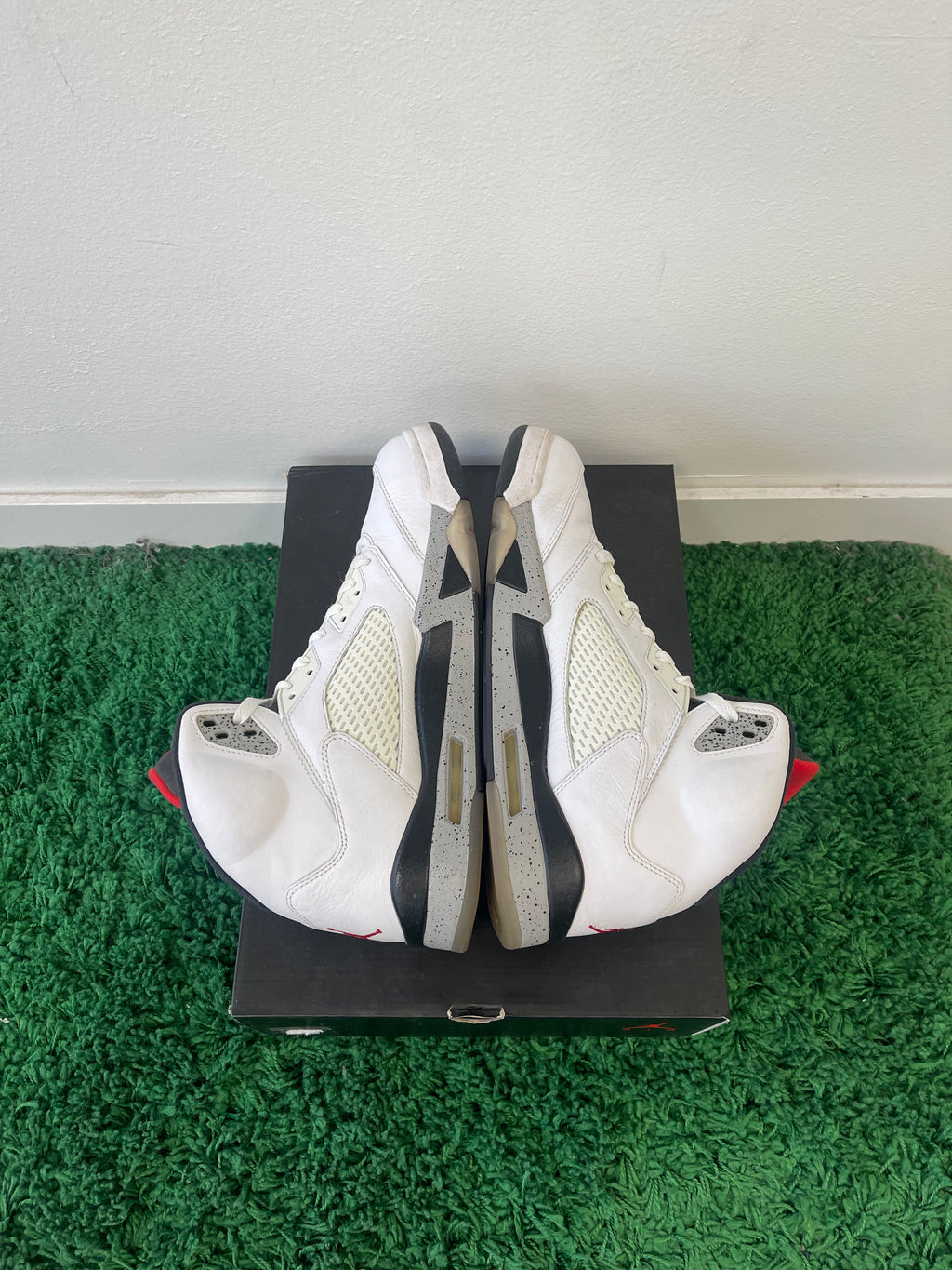 Used Jordan 5 Retro White Cement (Men’s)