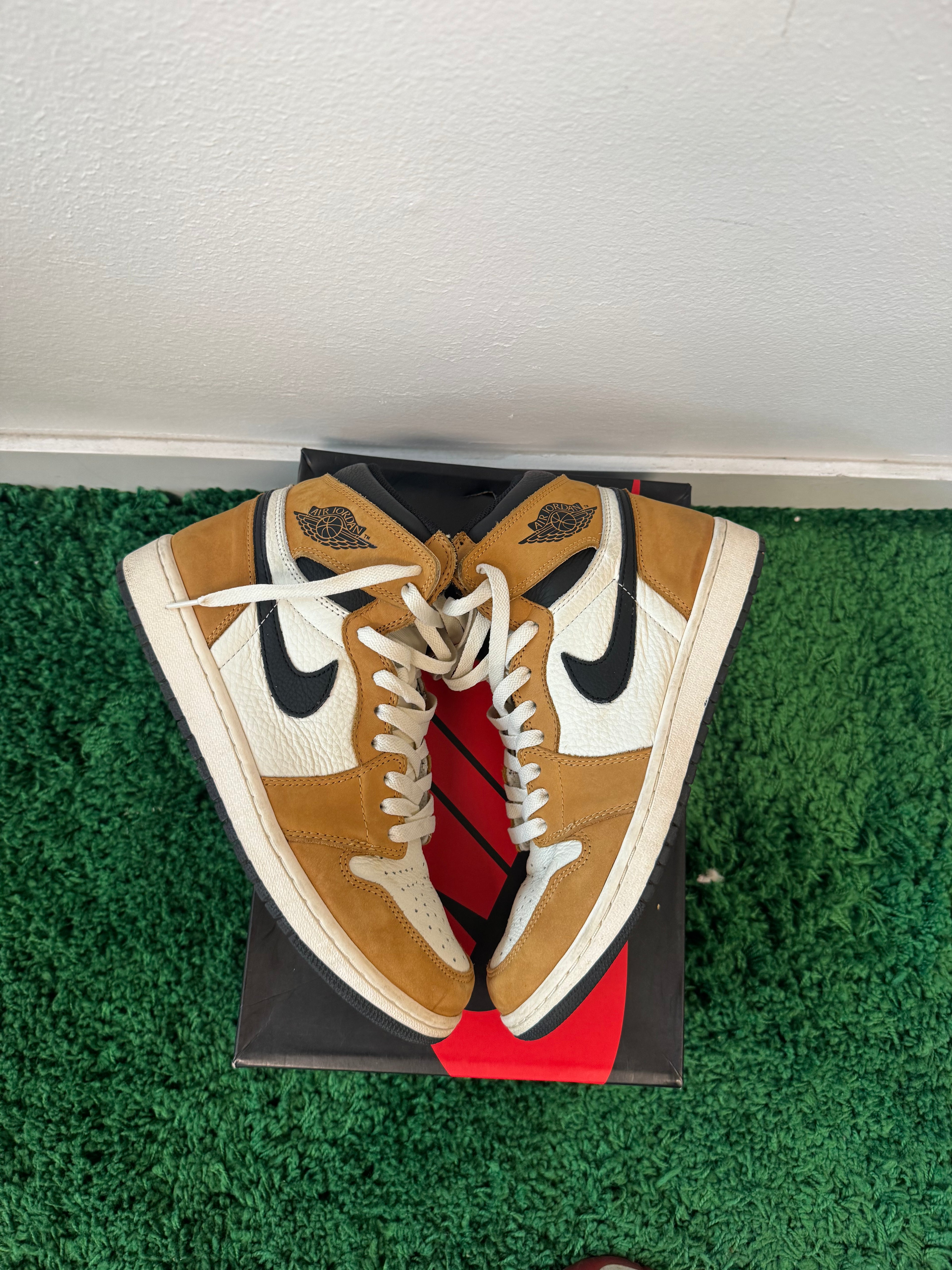 Used Jordan 1 Retro High Rookie Of The Year (Men’s)