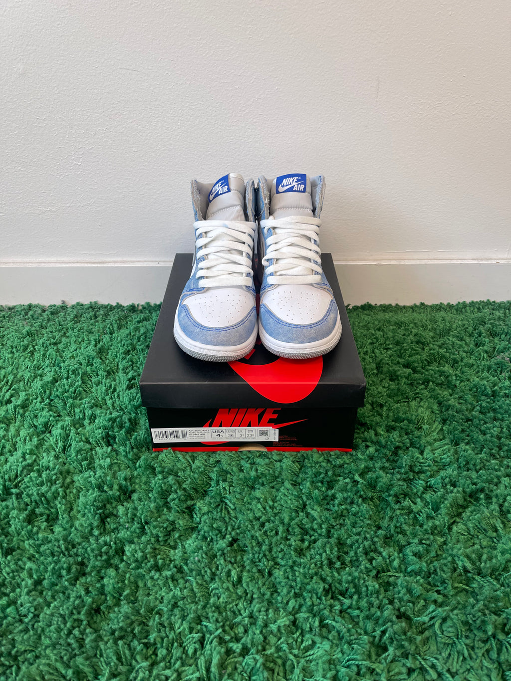 Used Jordan 1 Retro High Hyper Royal Smoke Grey (Youth)
