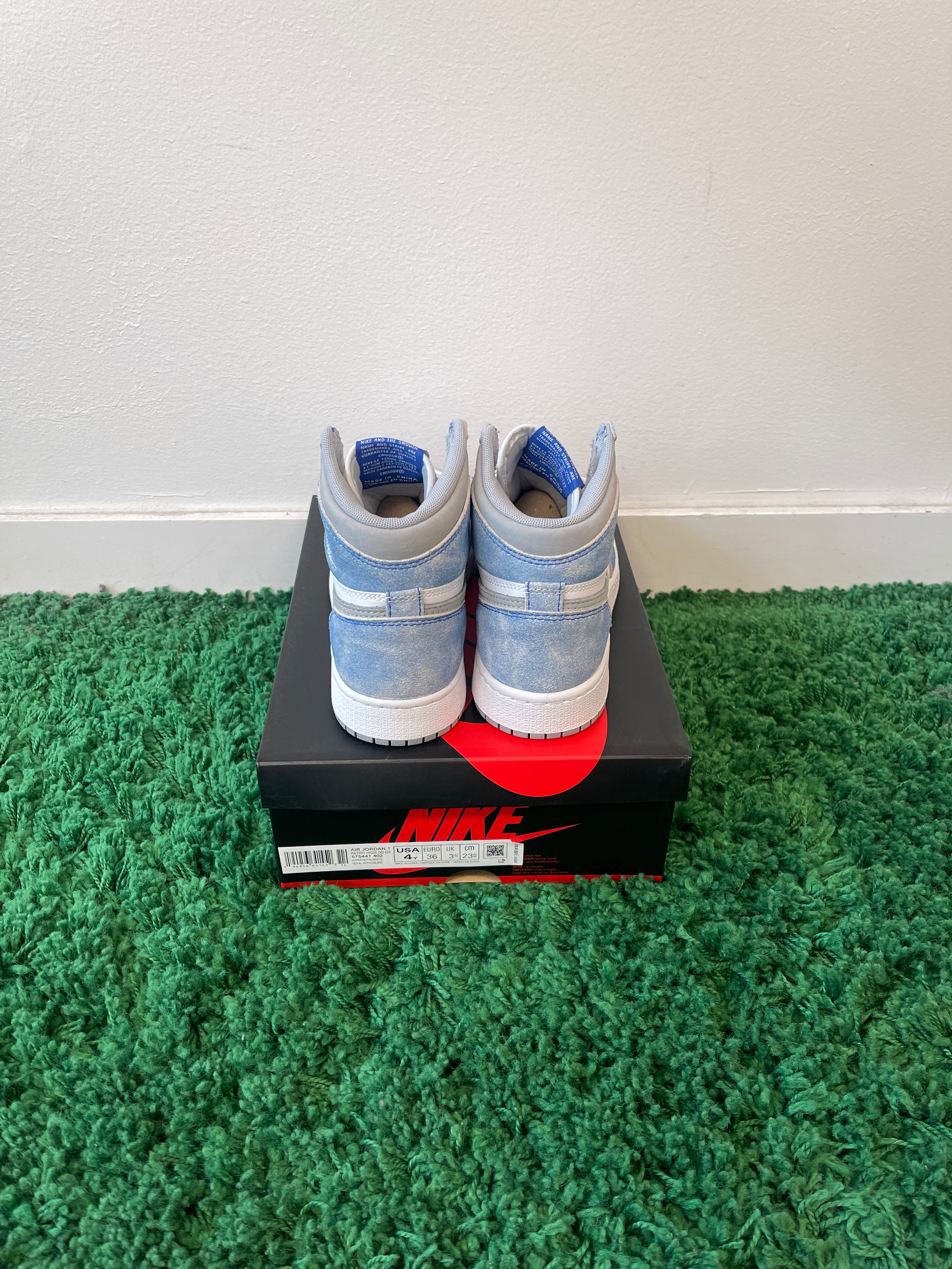 Used Jordan 1 Retro High Hyper Royal Smoke Grey (Youth)