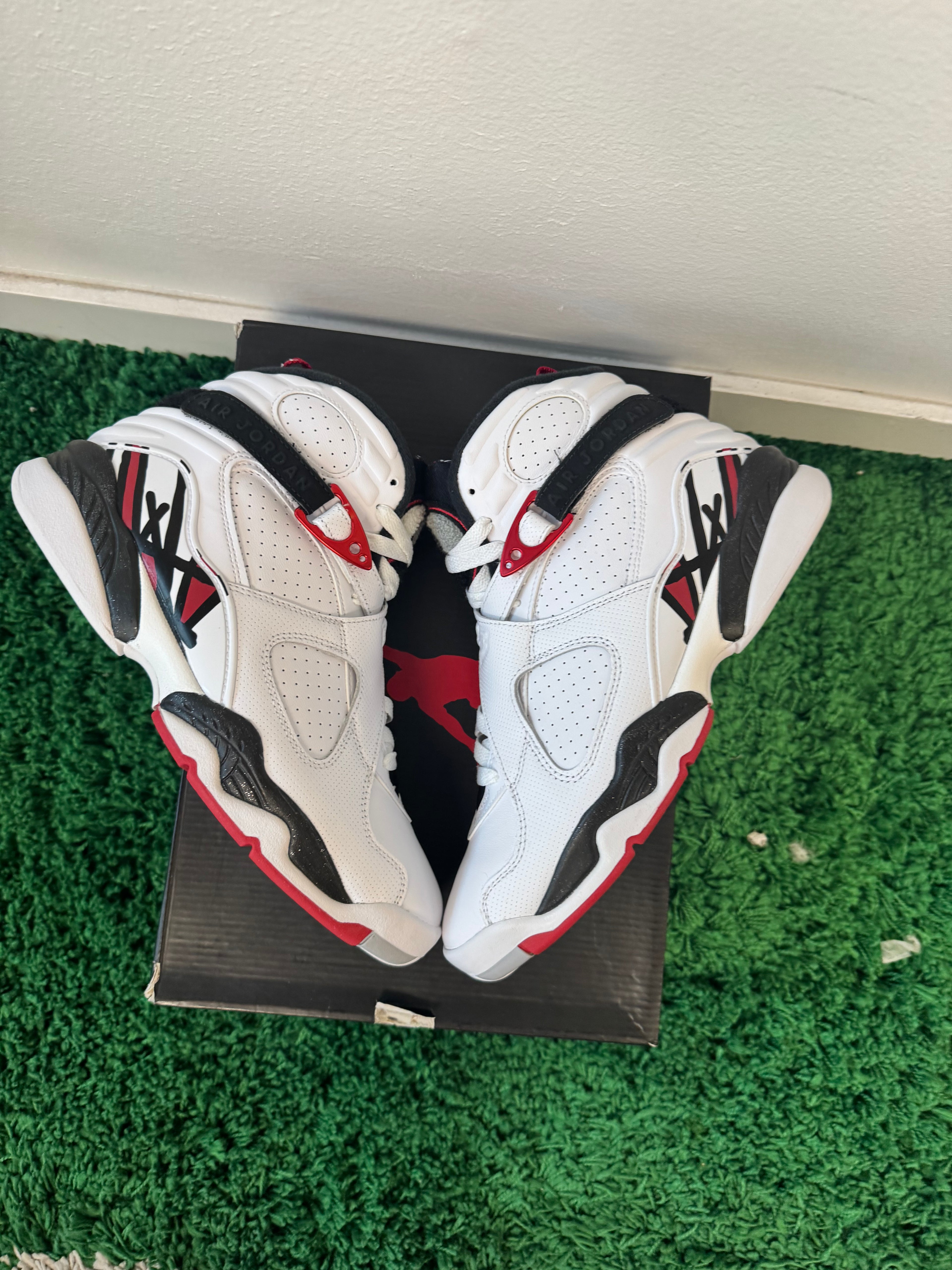 Used Jordan 8 Retro White True Red (Men’s)